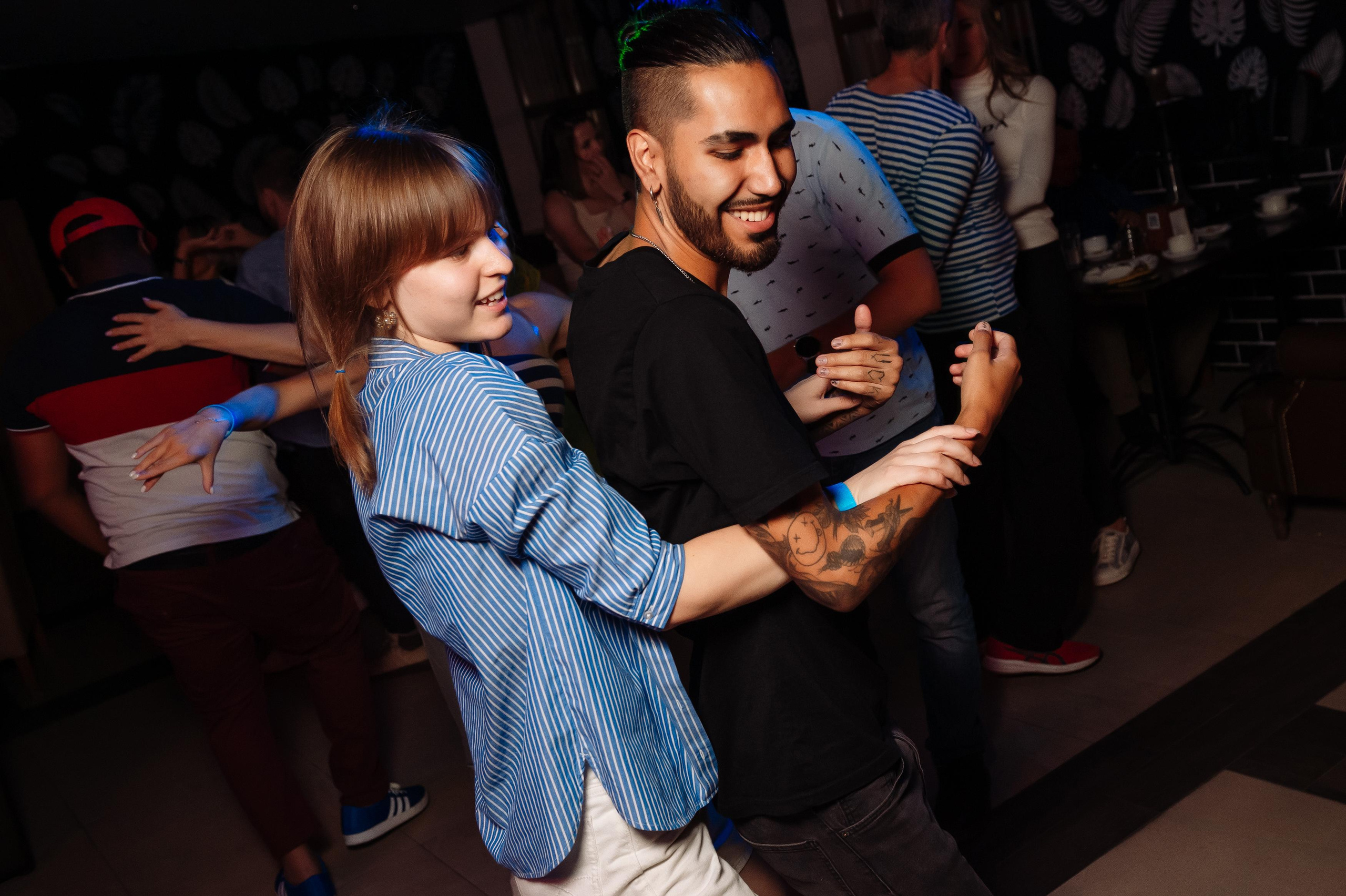 Школа социальных танцев Casa Latina. Репортажный и свадебный фотограф в Курске Борис Захарчук