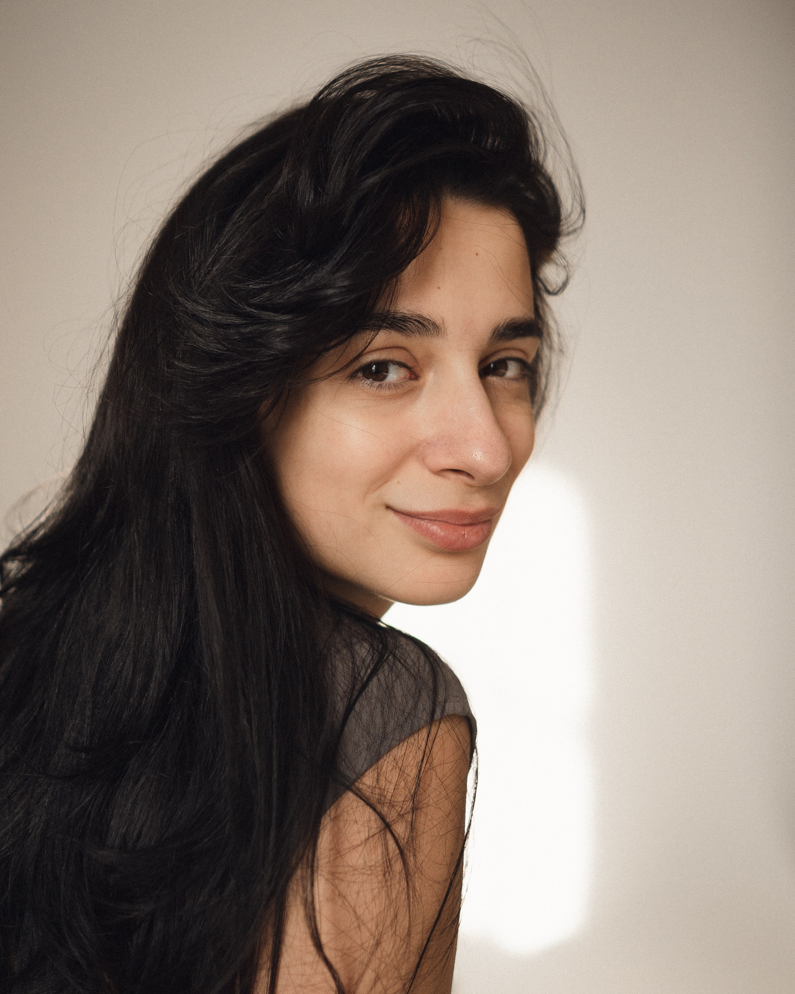 Фотосессия девушка с цветами 