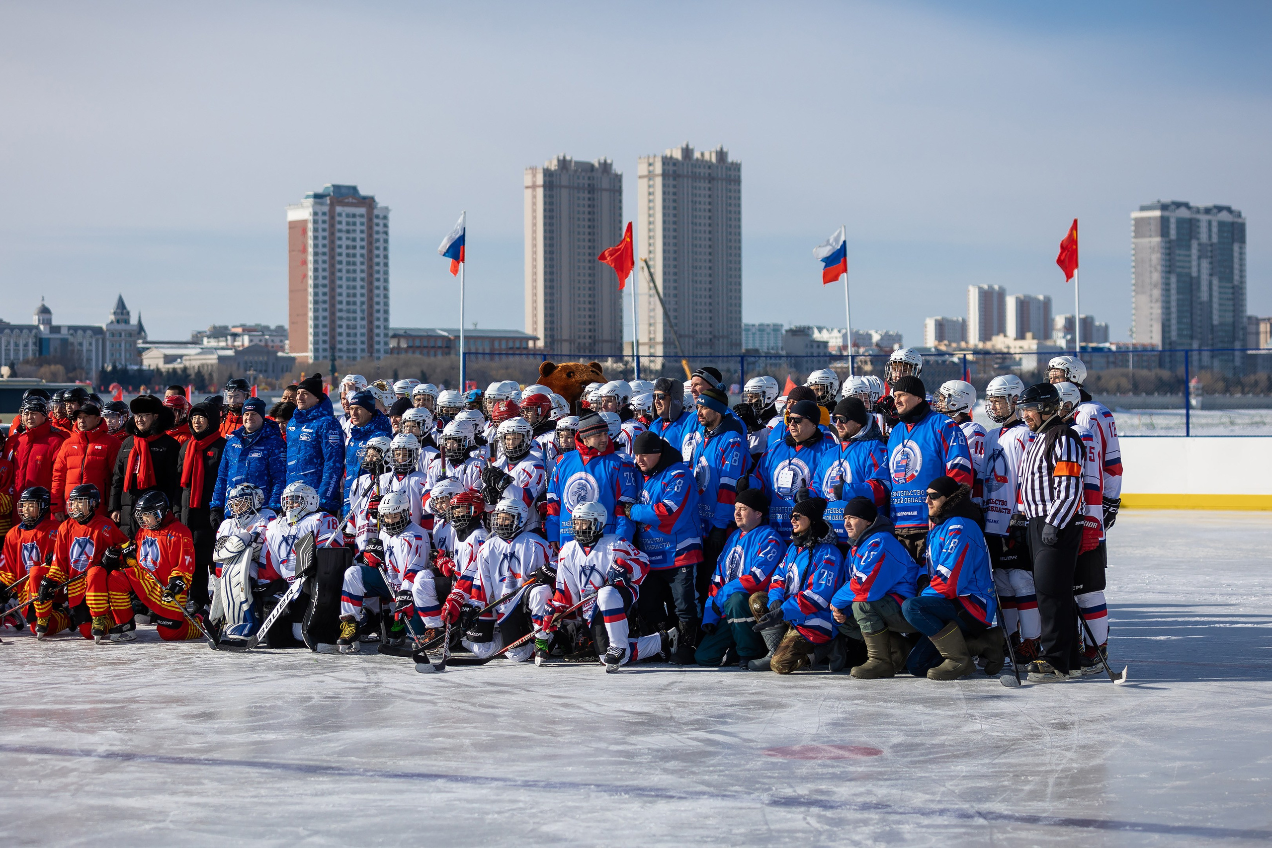 Хоккей и гонки на Амуре (Россия — Китай). Фотограф Эдуард Глок в г. Благовещенске Амурской области