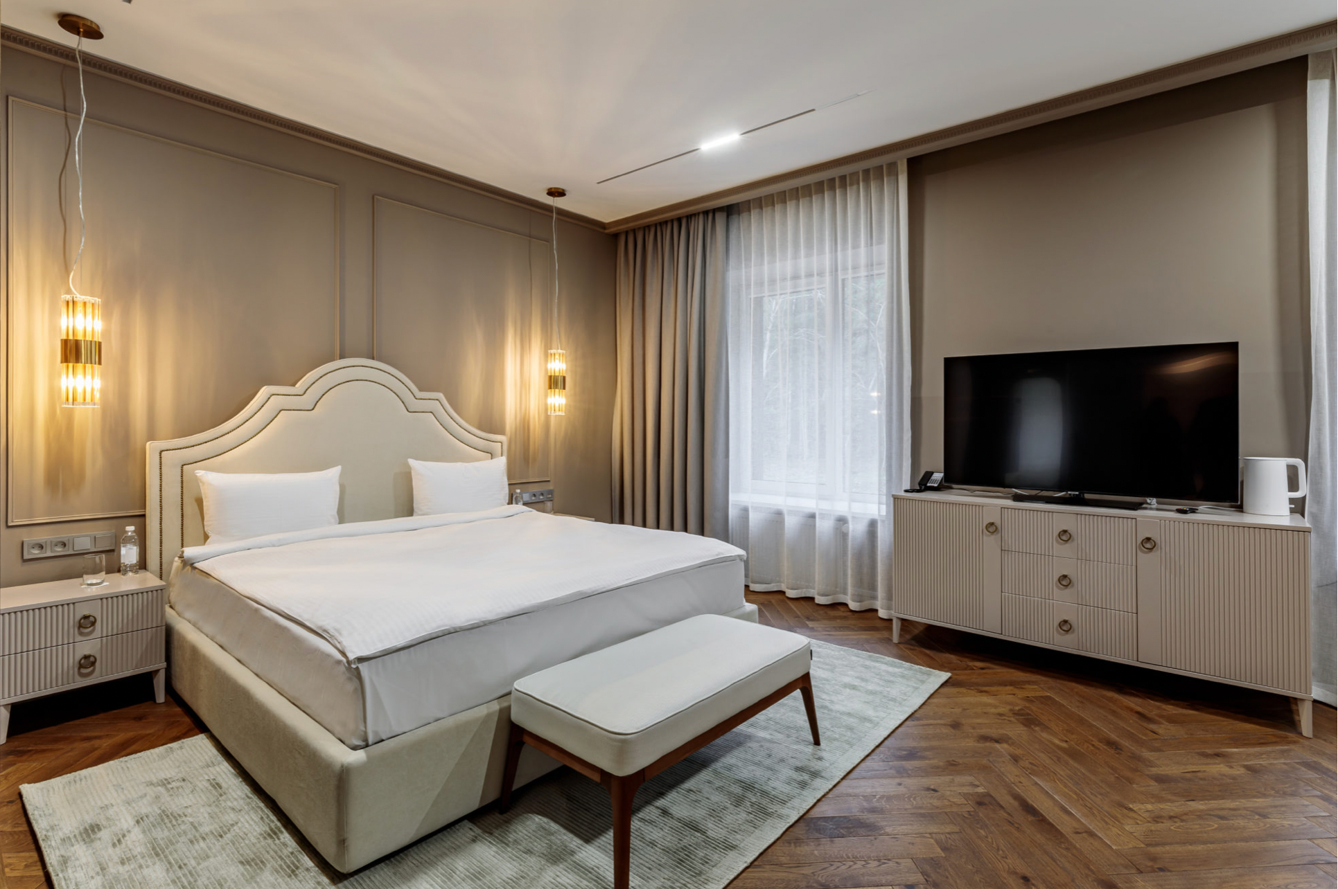 Фотография для бизнеса. Фотограф / Мастерская фотографии МетоD