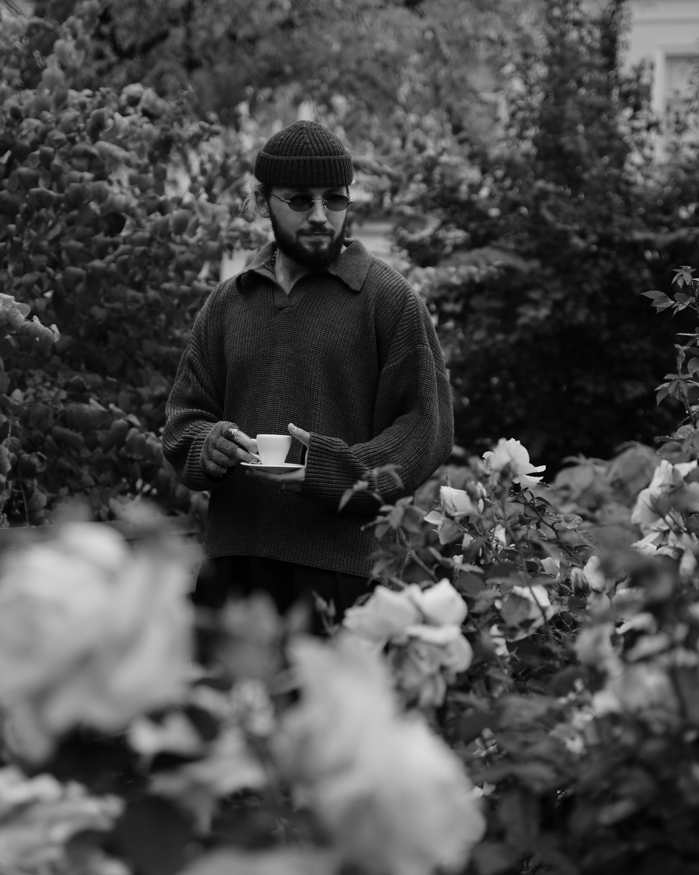 Мужской честный портрет в городе (улица) в Москве