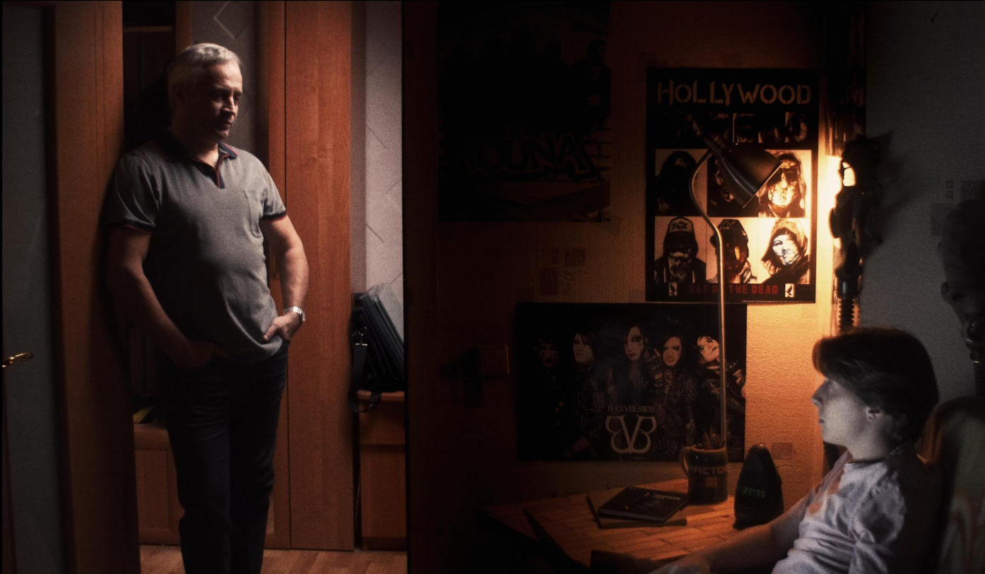 Оператор Александр Мадаминов