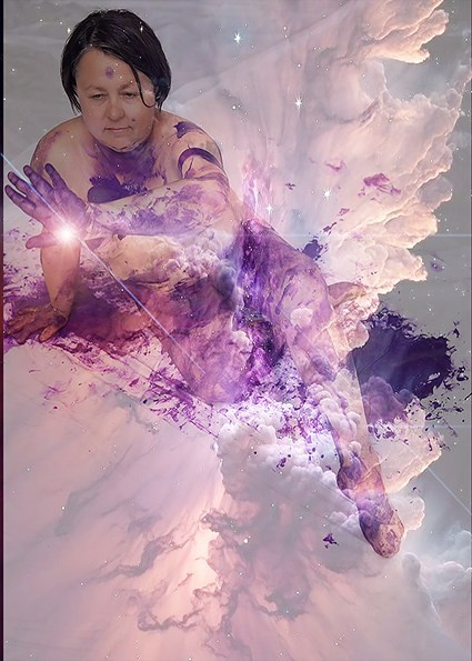 Я — ЖИВАЯ. Визуальный художник Лиана Даренская, Москва