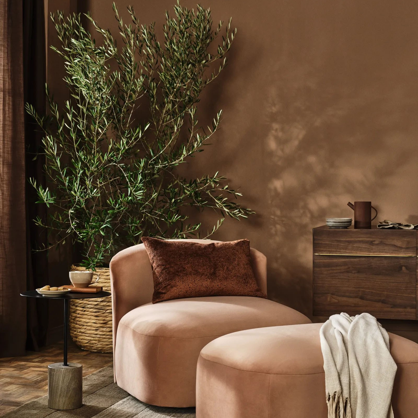 PANTONE 2025. Почему за цветом года следит весь мир?. Дизайнер интерьера Диана Миронова|Москва