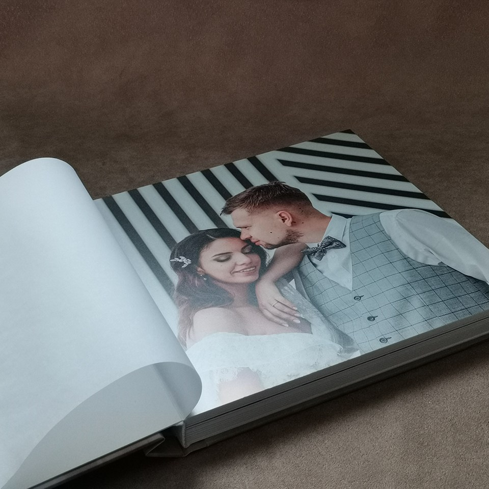 Фотокниги и фотокартины. Фотограф новорожденных в Нижневартовске Лара Курдюкова