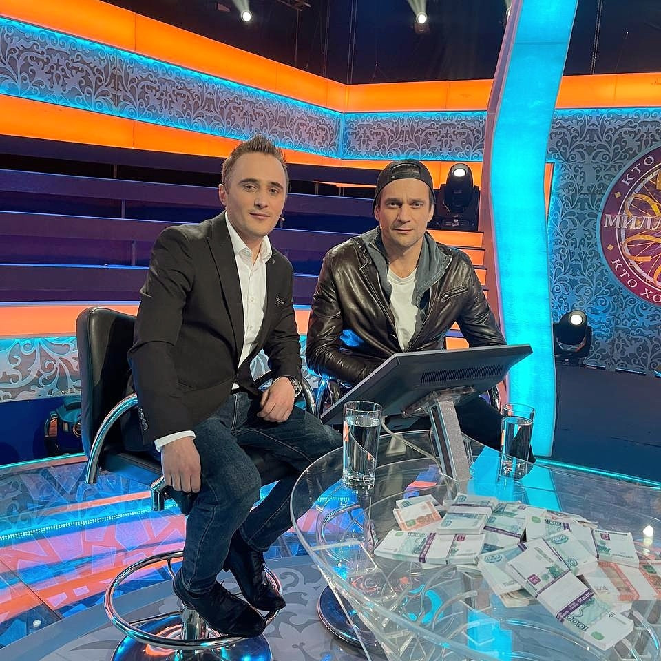 Актер театра и кино Дмитрий Калистратов, Шоумен, Режиссер