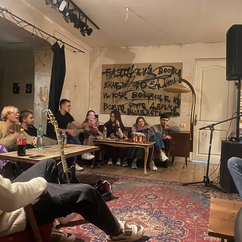 «Тёплый свет» и «Тёплый звук». Фотовыставки serebro.gallery, в которых автором можешь стать ты! | Москва