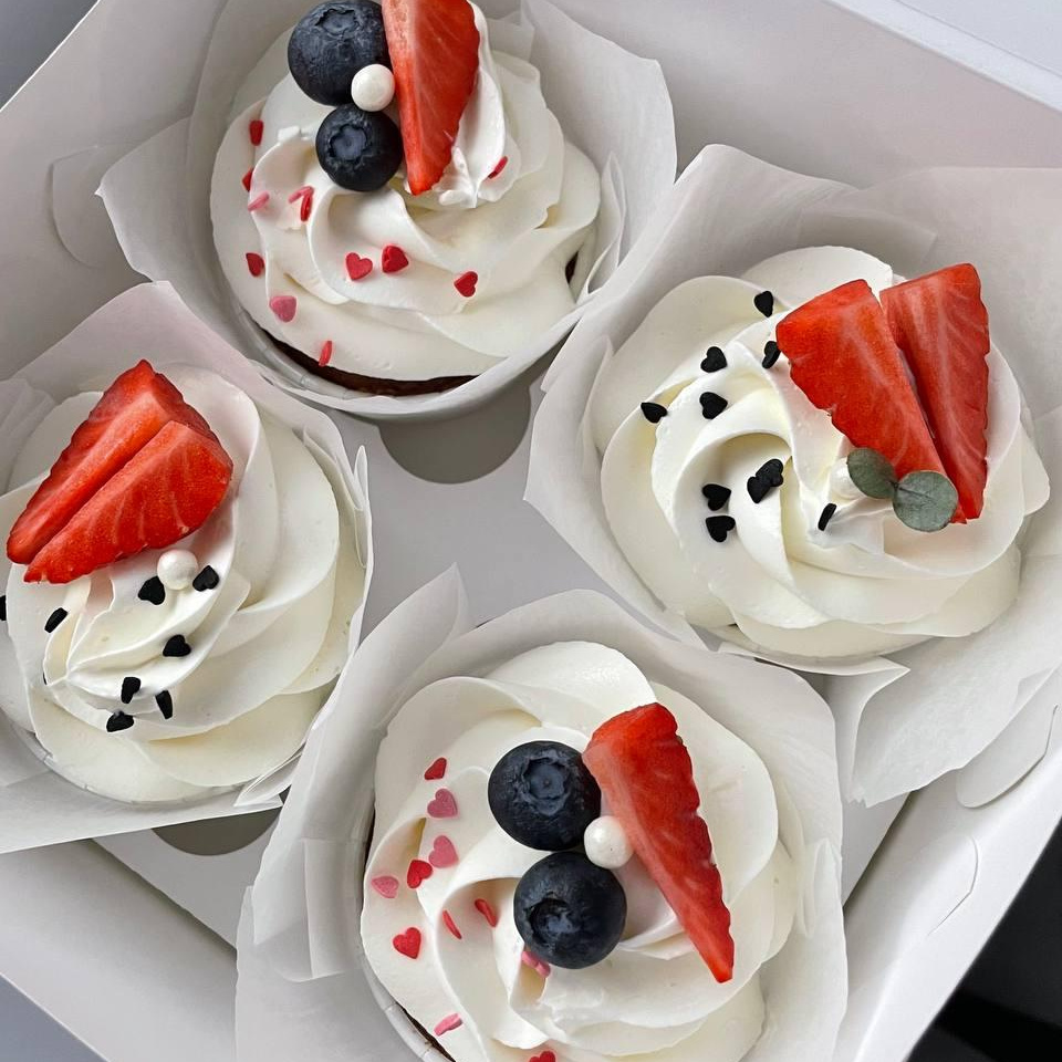 Торт на заказ. Семейный фотограф на крещение Кристина Фриденберга, Москва