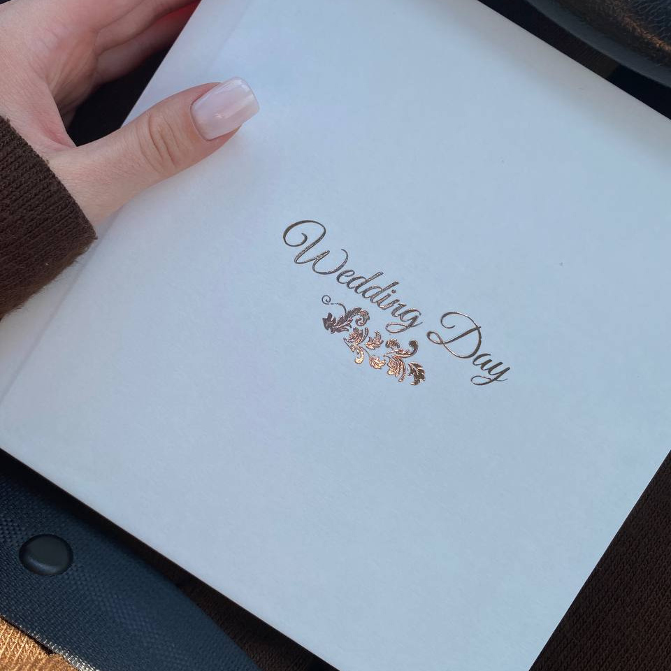 Печать фотокниг Тюмень. Фотограф в стиле минимализм Тюмень