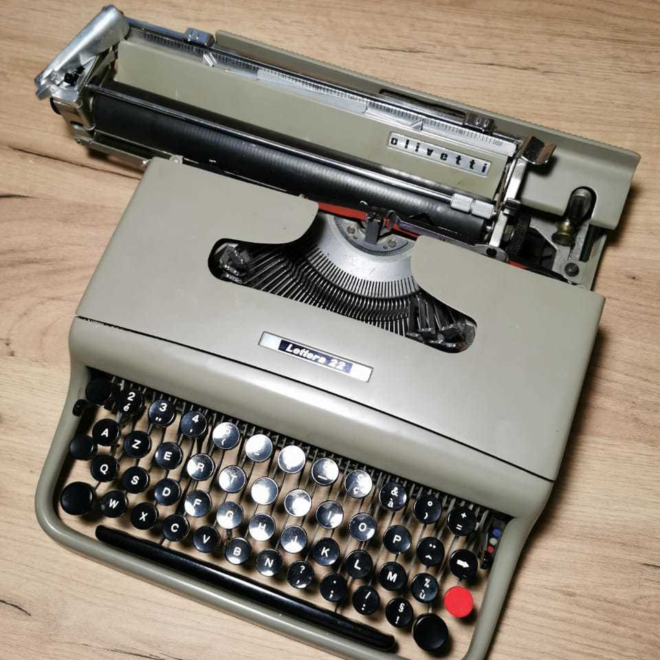 Выставка ''Вещь № 4'' с 26 августа по 26 октября 2020 года