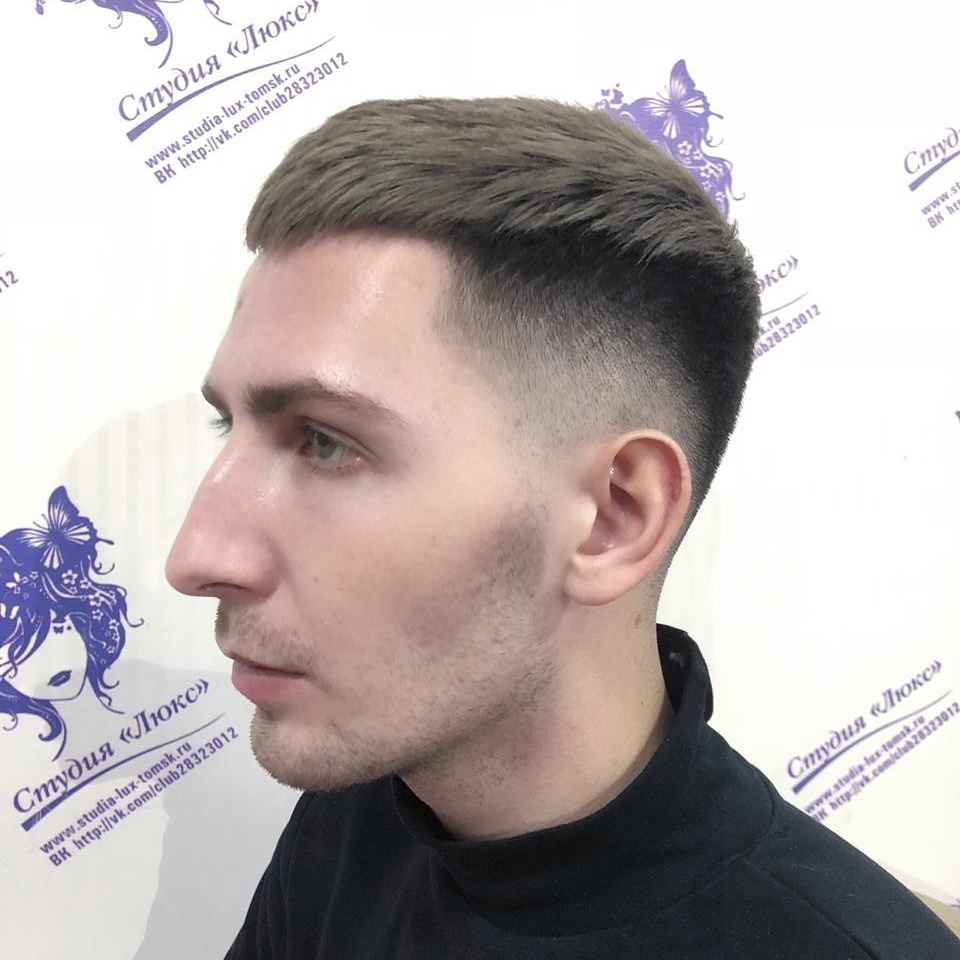 Курсы парикмахеров в Томске. Курсы маникюра и наращивания ресниц в Томске