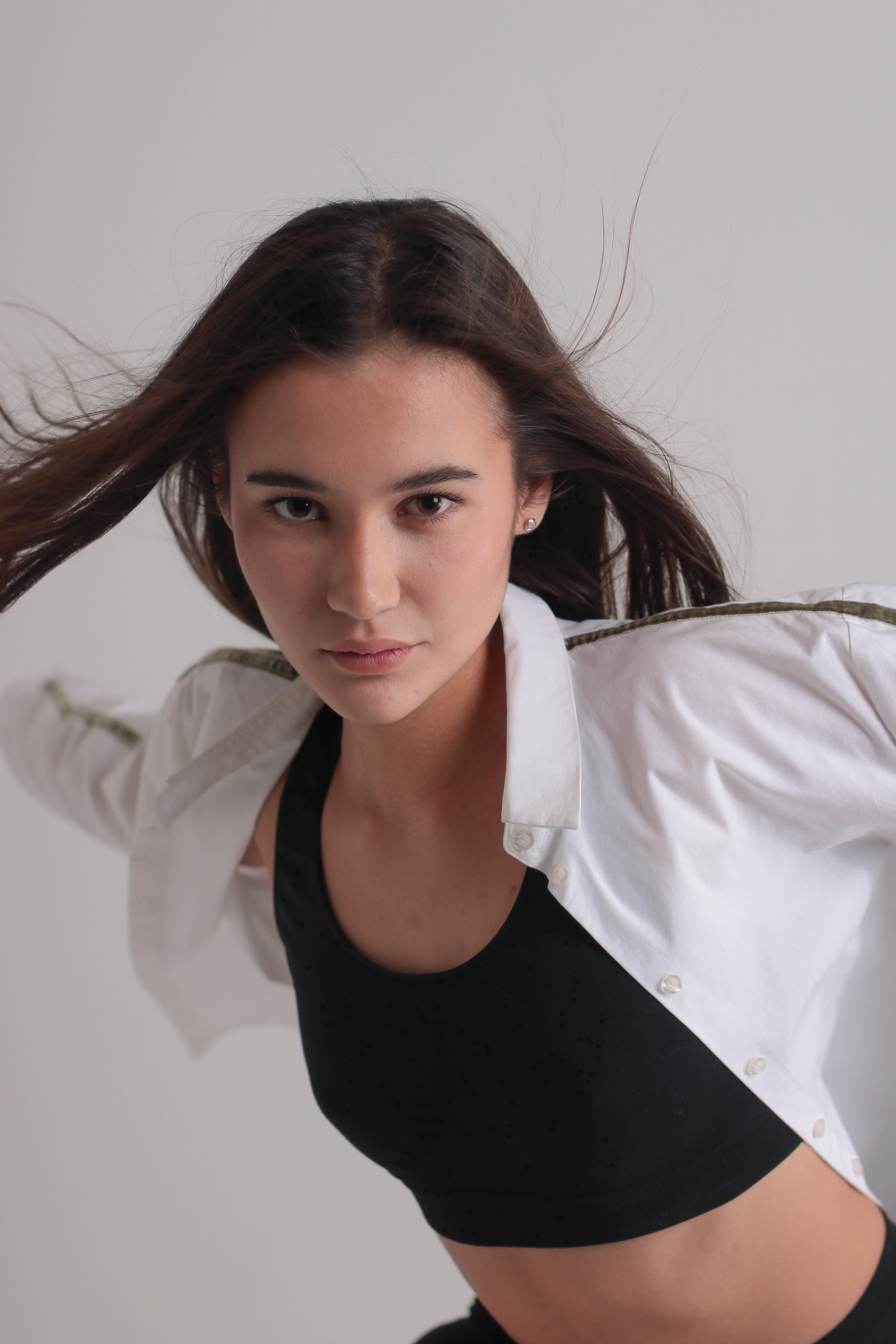 О вере в себя. Всем начинающим моделям. Фотомодель  попадает под объектив фотоаппарата. Феномен модели. Как стать уверенней на съемке