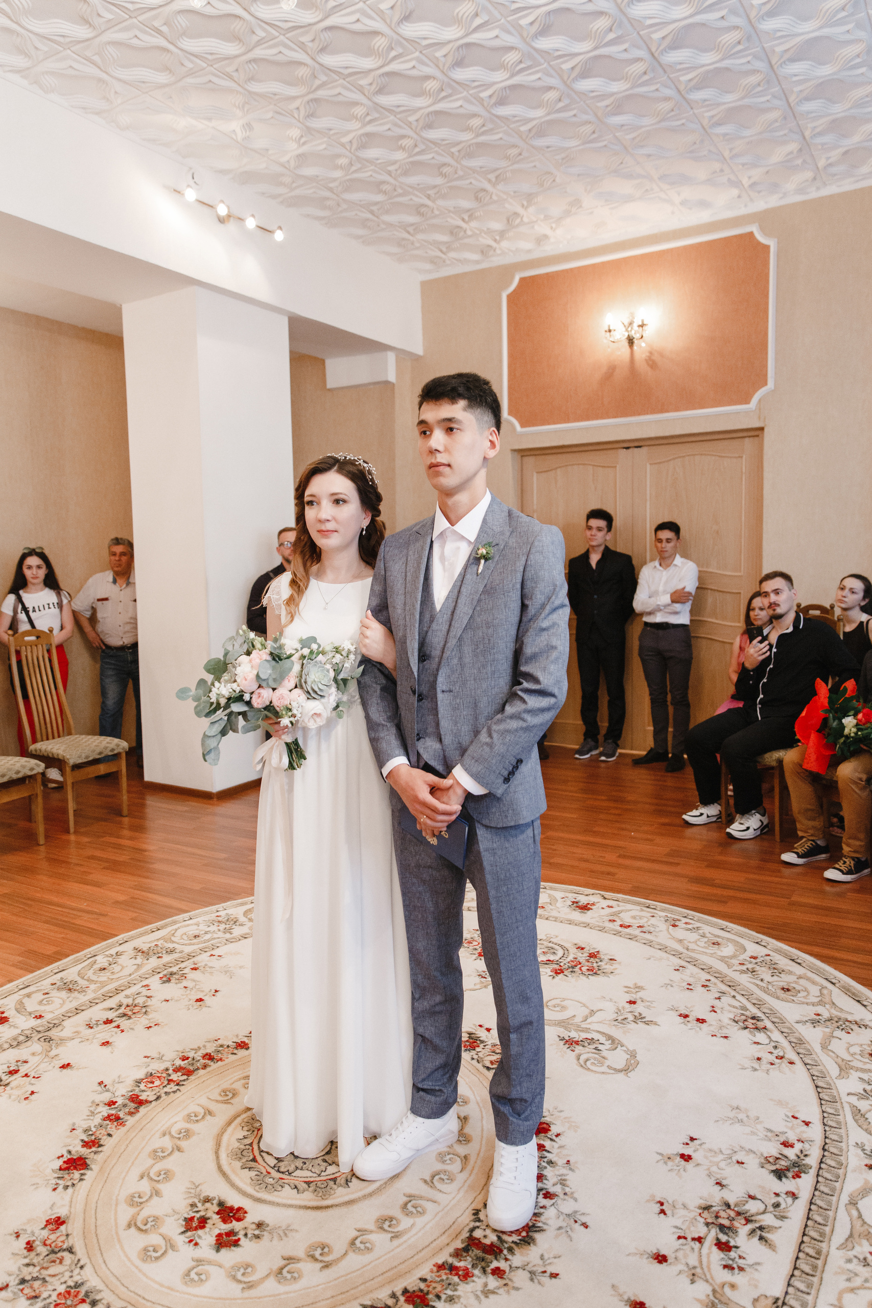 Оля и Артур. Анонс свадьбы. Семейный и свадебный фотограф Полина Принцева