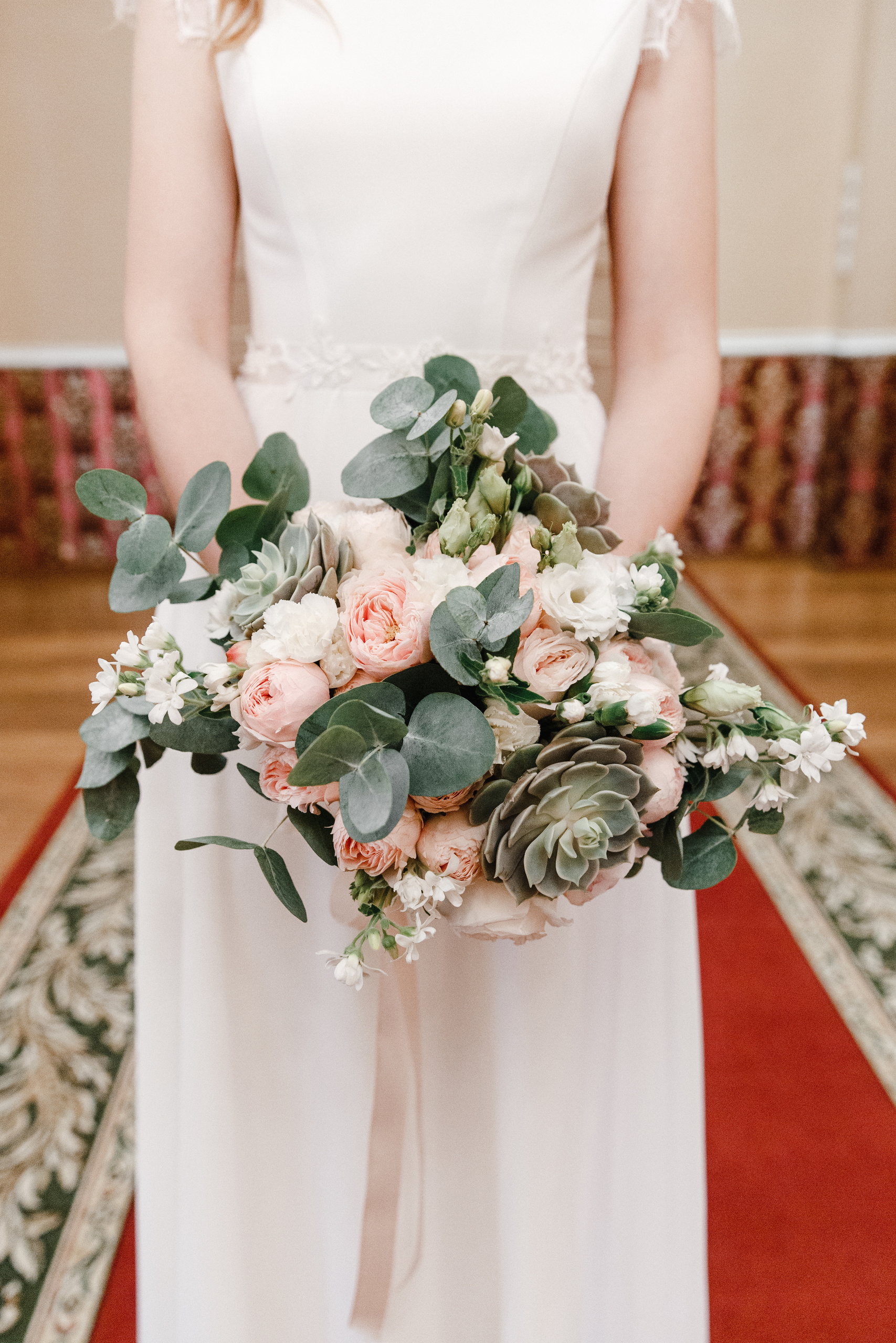 Оля и Артур. Анонс свадьбы. Семейный и свадебный фотограф Полина Принцева