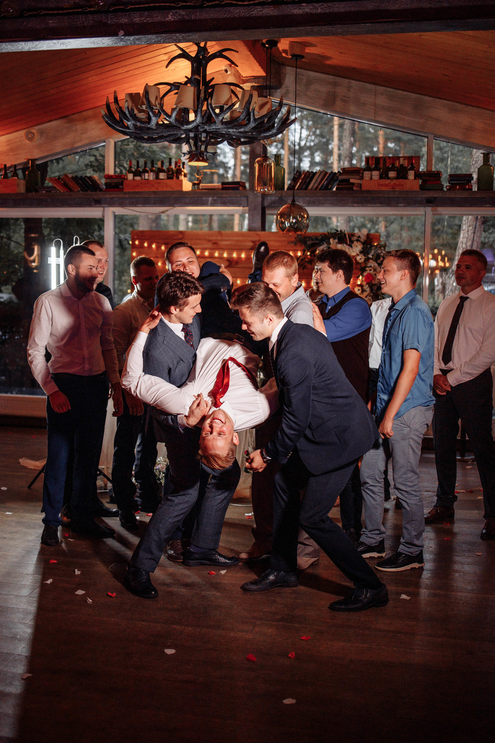 Выездная роспись. Свадебный фотограф Вашкевич Денис