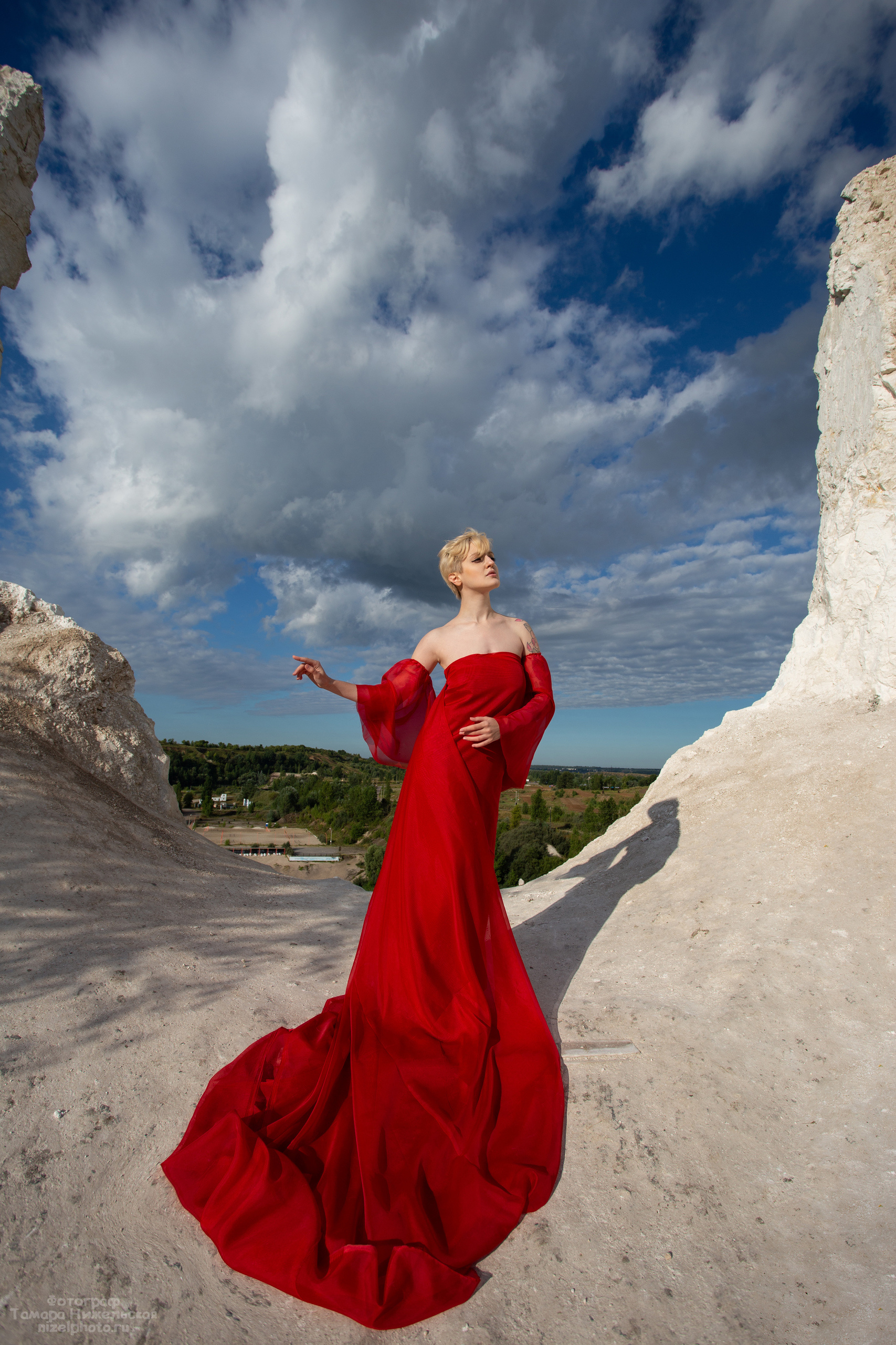 Самурай  и леди   в красном. Идея для  фото сессии. Фотограф Тамара Нижельская Воронеж