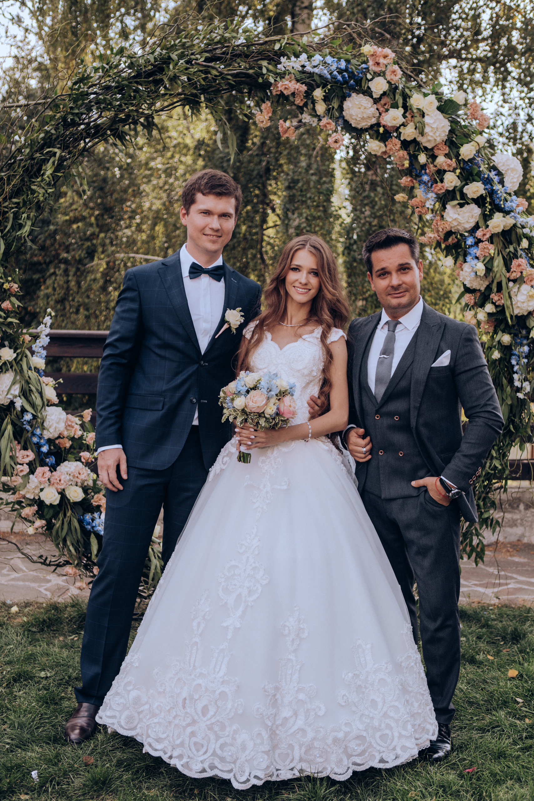 Ведущий на свадьбу. Банкетный комплекс и свадебное агенство "Александр Грин"