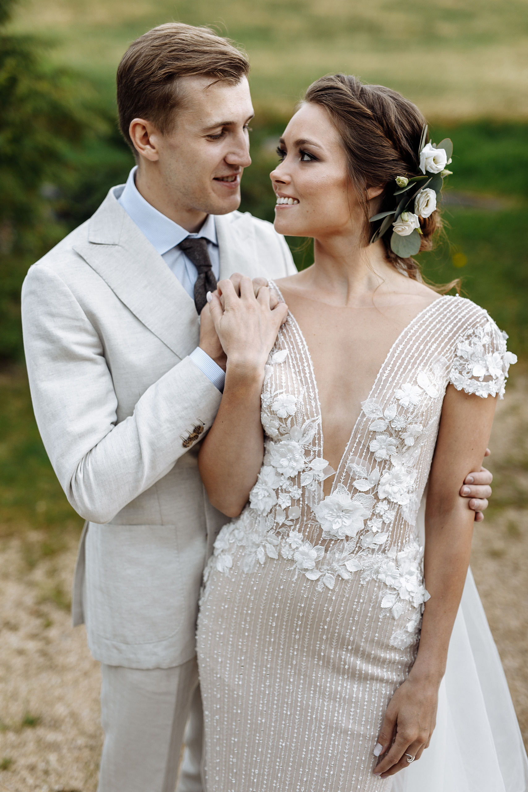 Невеста была прекрасная, погода была ужасная. Фотограф Игорь Цаплин