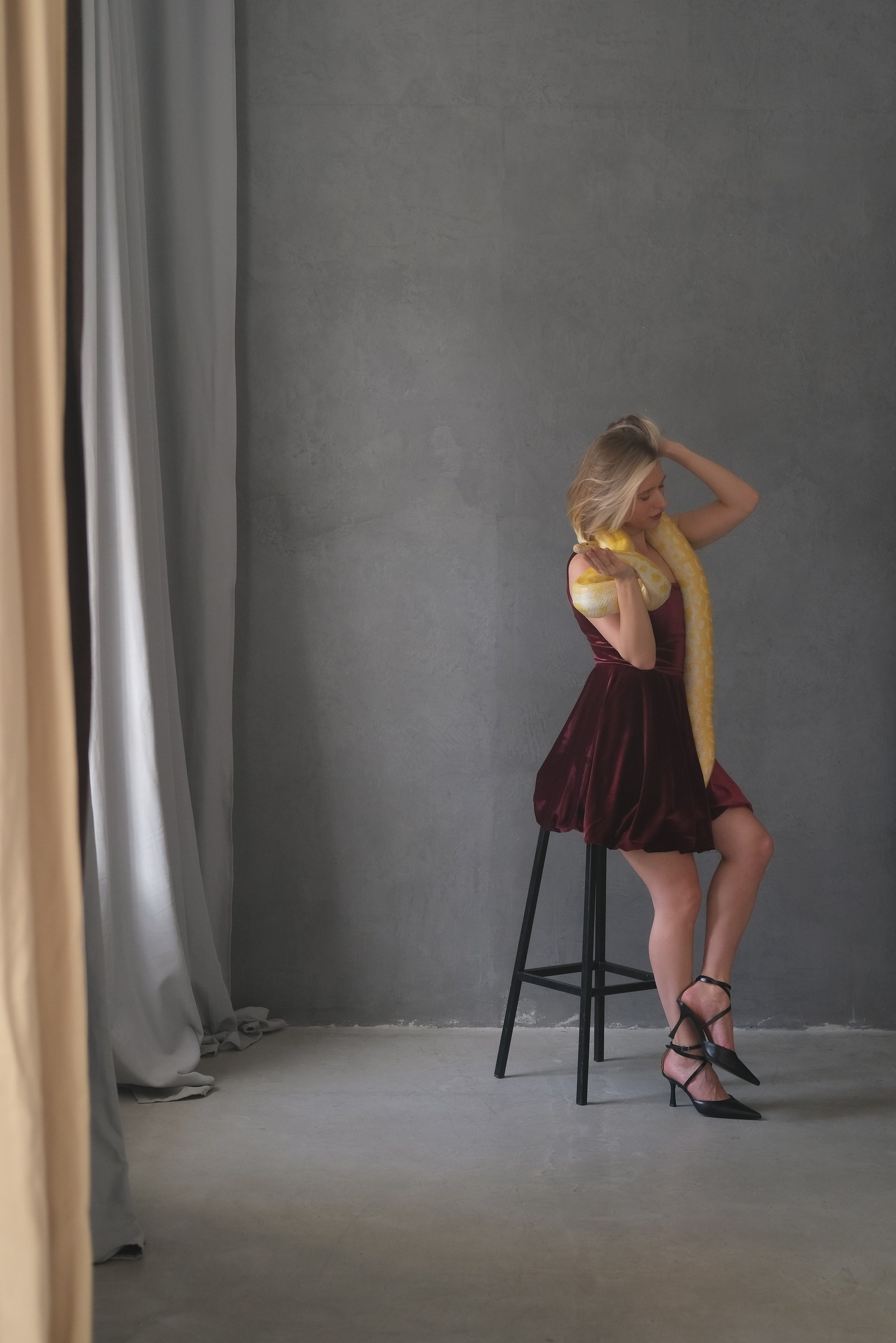 Фотостудии Тюмени. Портретный фотограф Амоскаева Юлия. Тюмень