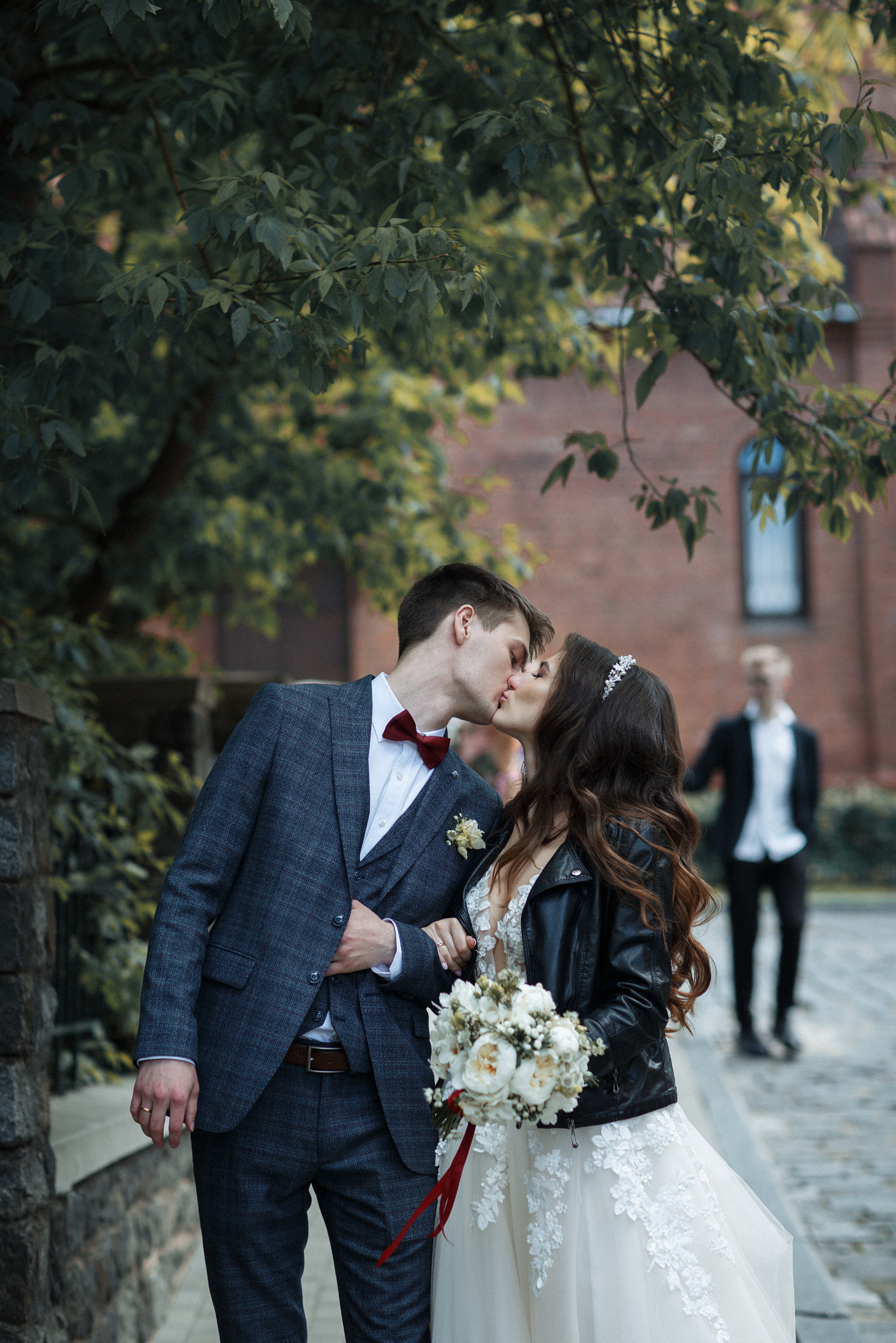 Фотосессия свадебного дня в Ботаническом саду, отеле Пекин