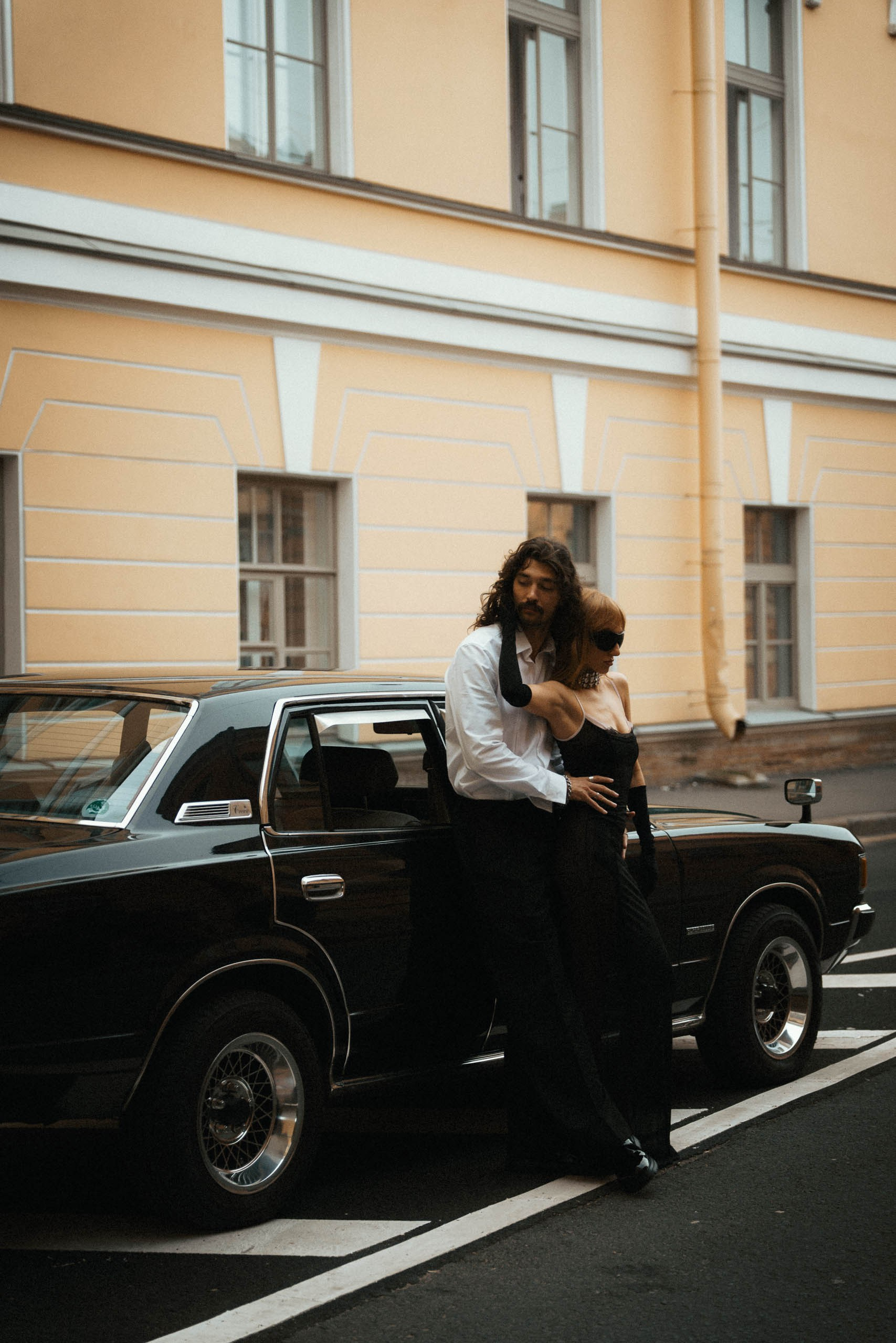 Neon Sin — editorial-съёмка пары в Санкт-Петербурге