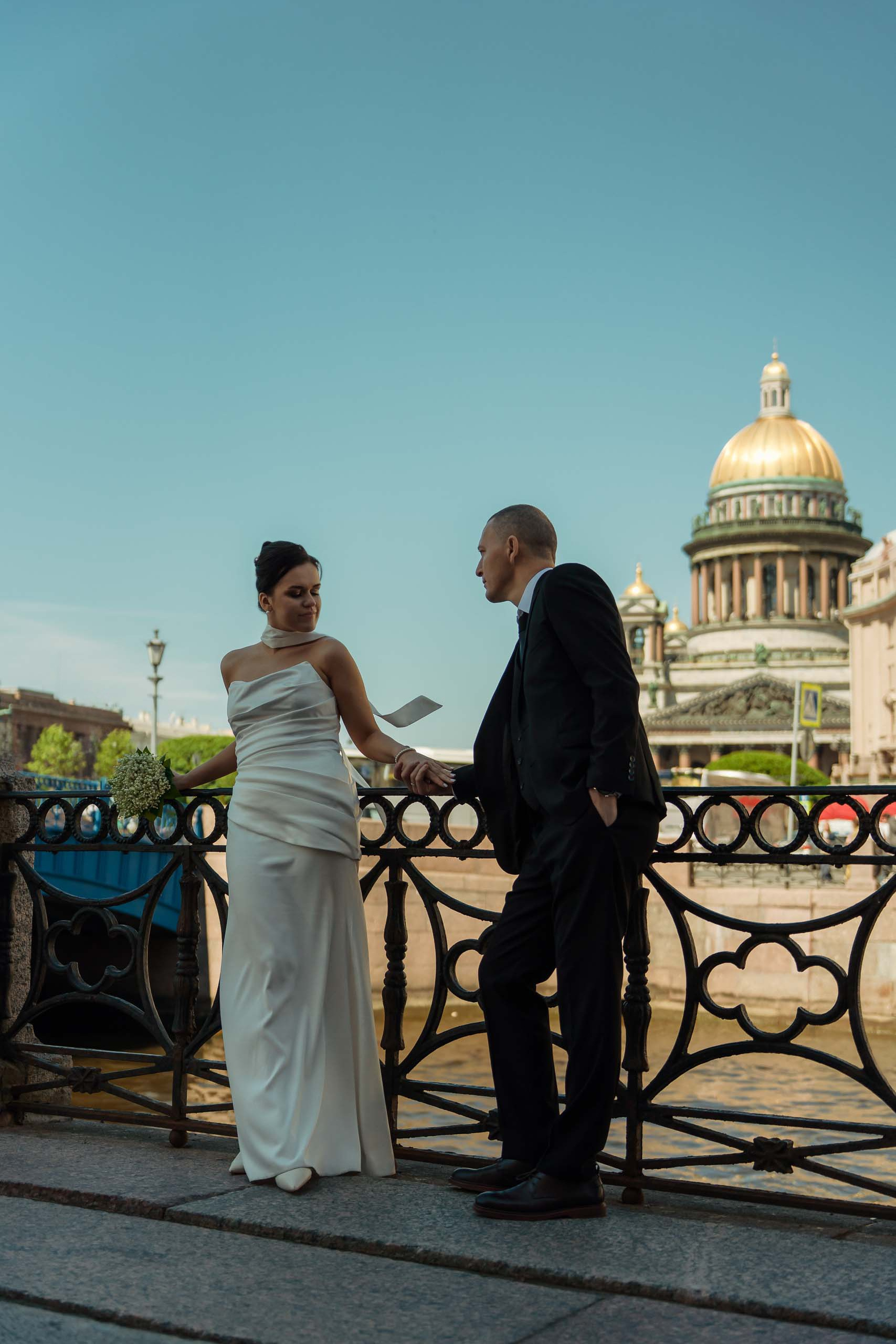 Свадебная фотосессия на Синем мосту