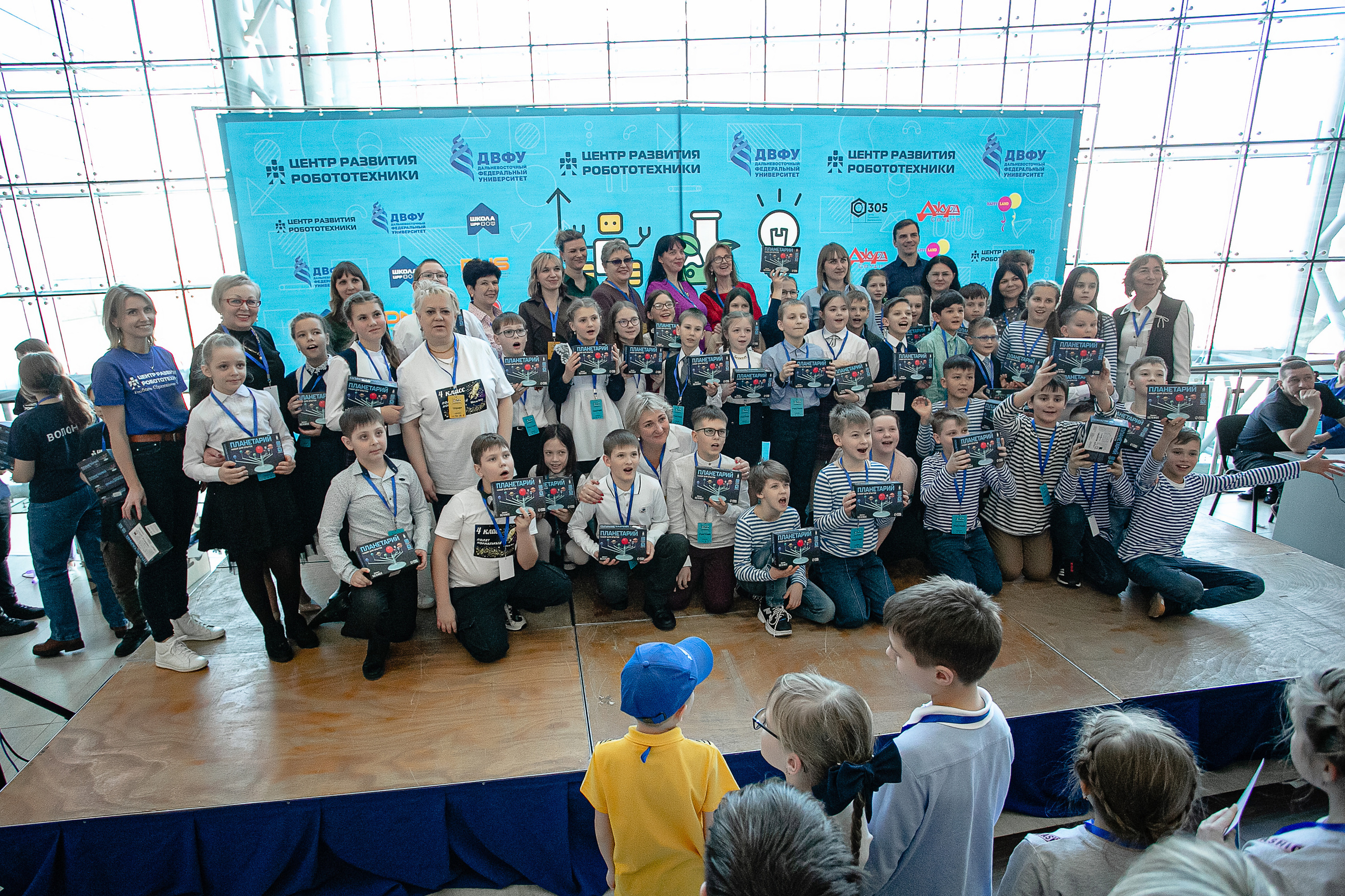 17.03.23 ДВФУ фестиваль «Начало Координат». Владивосток семейный фотограф Александр Степанов