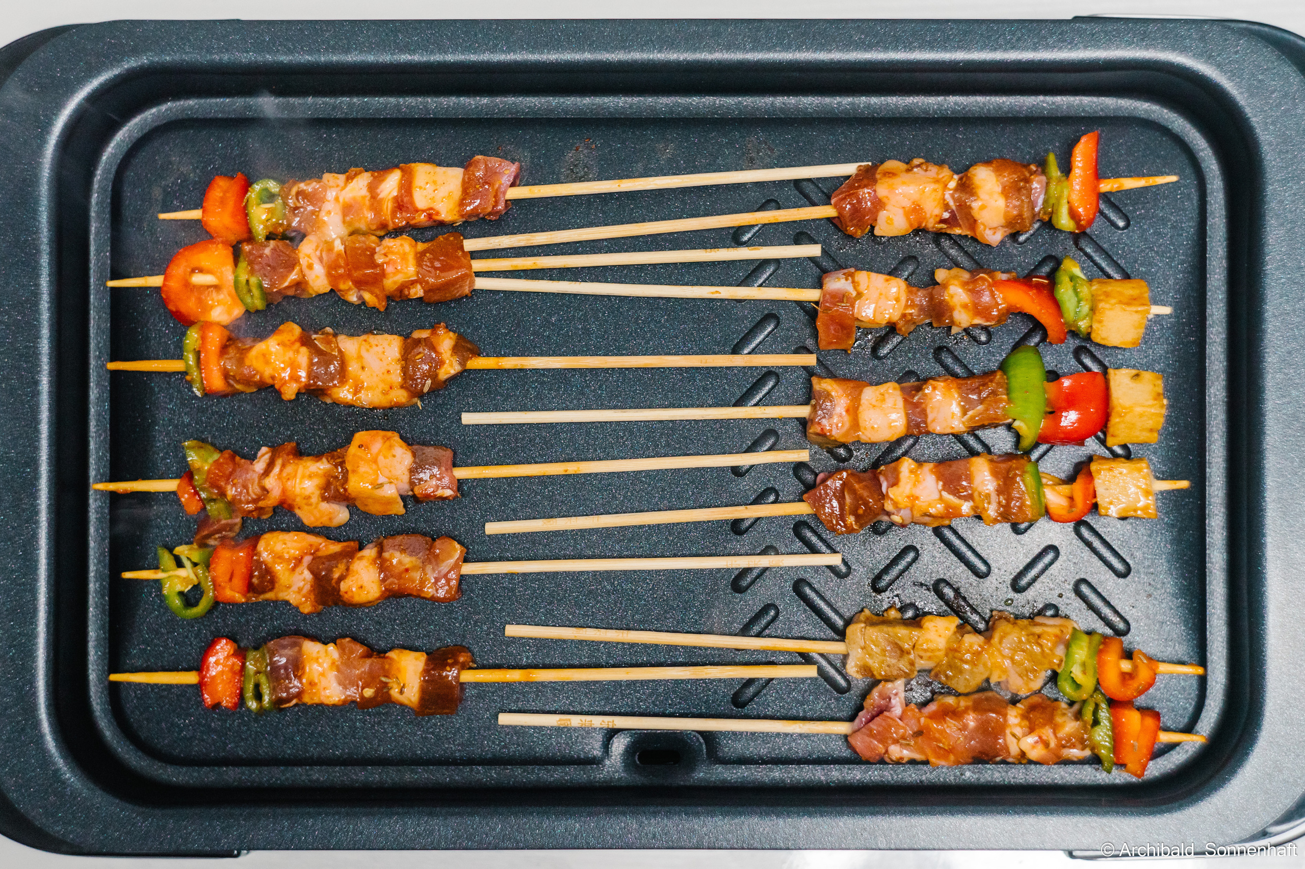 Chinese and Kyrgyzstan’s family!. Photographer in Guangzhou, China. Archibald Sonnenhaft