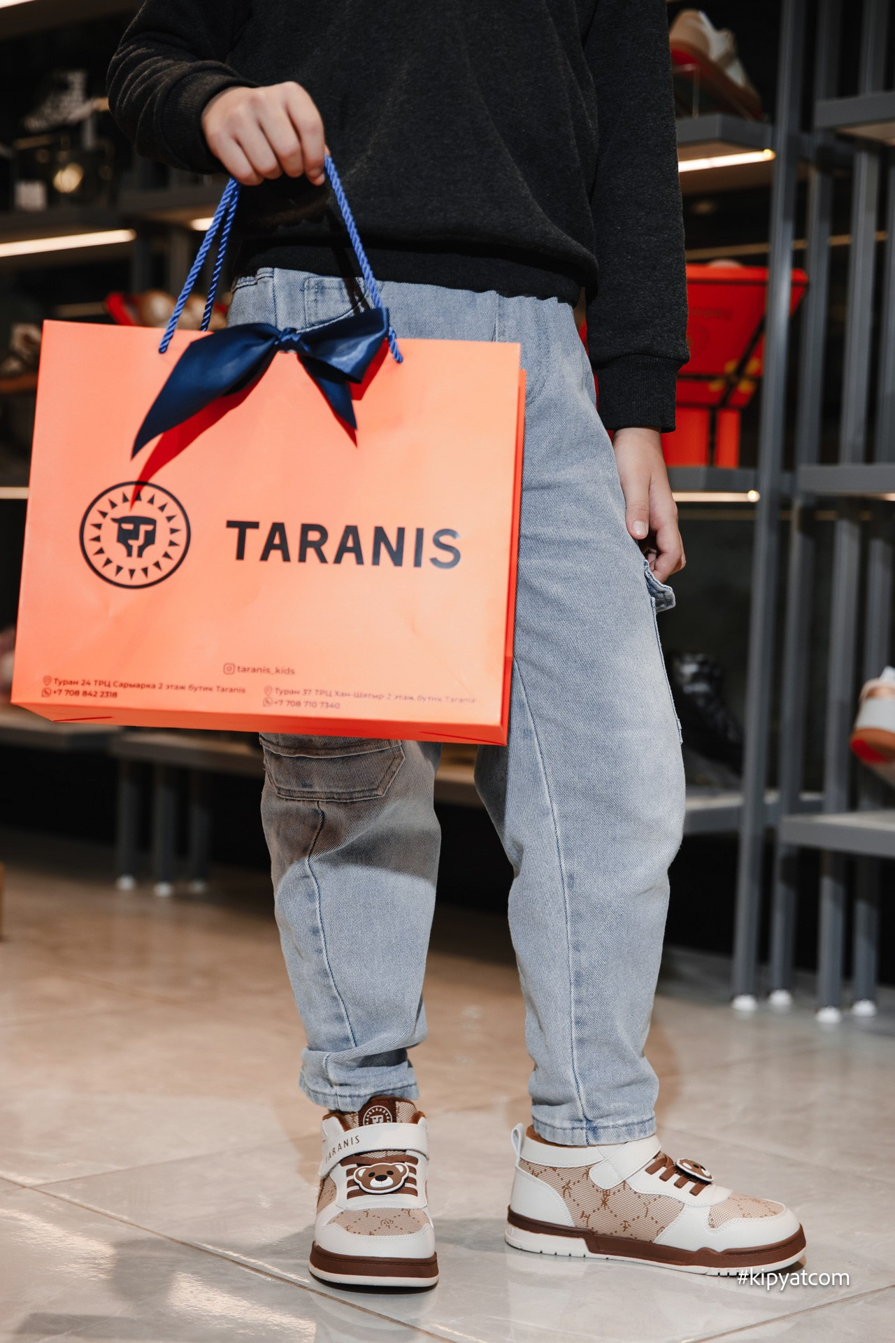 Бутик Taranis. Астана Кипятком