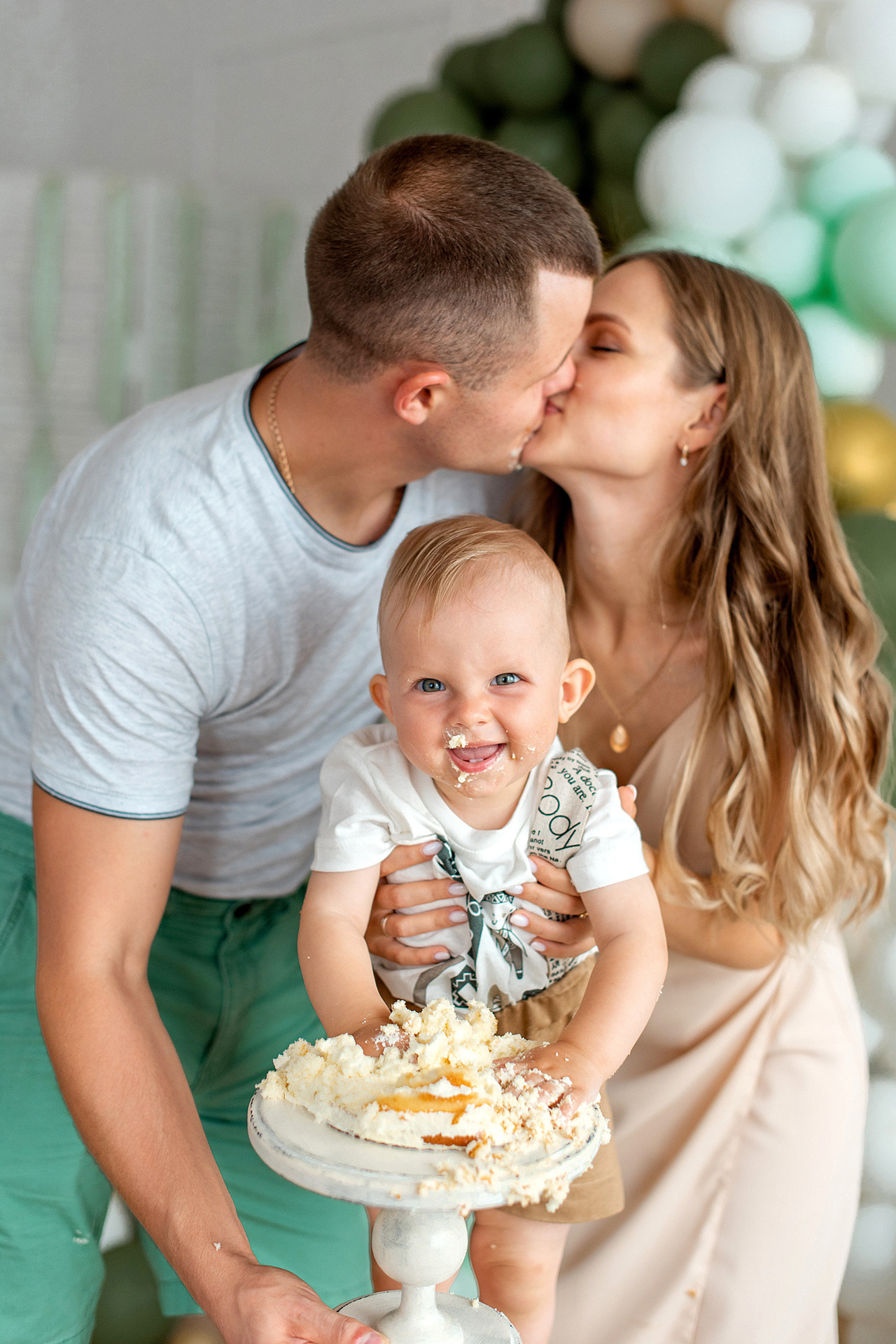 Первый годик Стоимость. Фотограф Каменск-Уральский Алена Обвинцева (фото новорожденных, в ожид