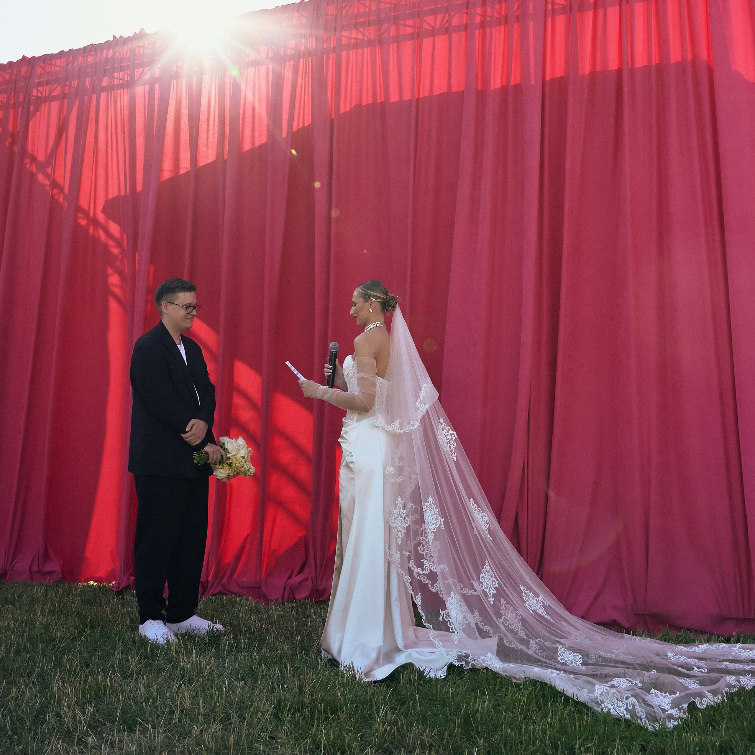 Цены на свадебные и семейные фотосессии в Самаре, услуги свадебного фотографа в Самаре. Фотограф в Самаре Евгения Кутоманова. Индивидуальные, имиджевые и свадебные фотосессии