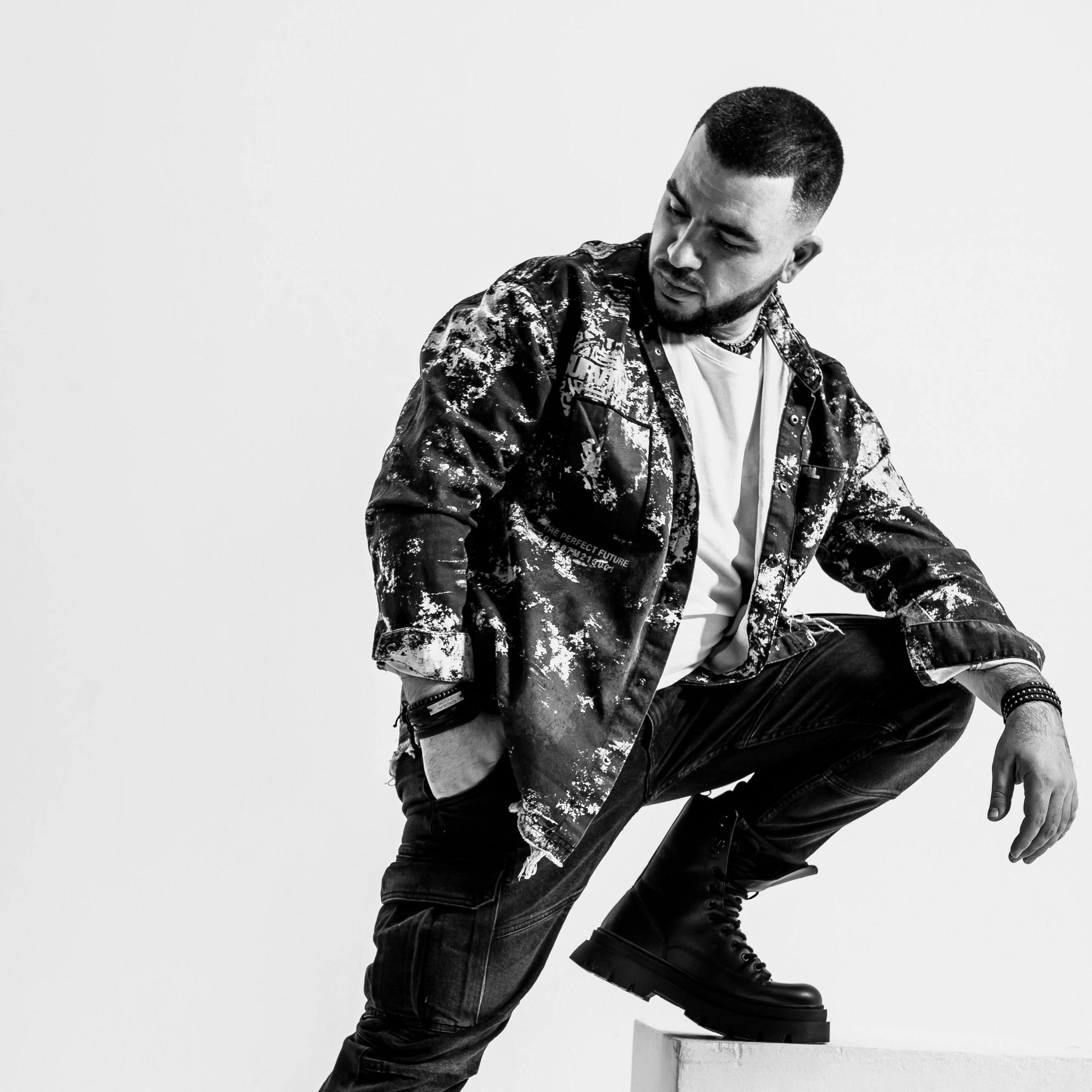 Контакты. Свадебный видеограф в Астрахани