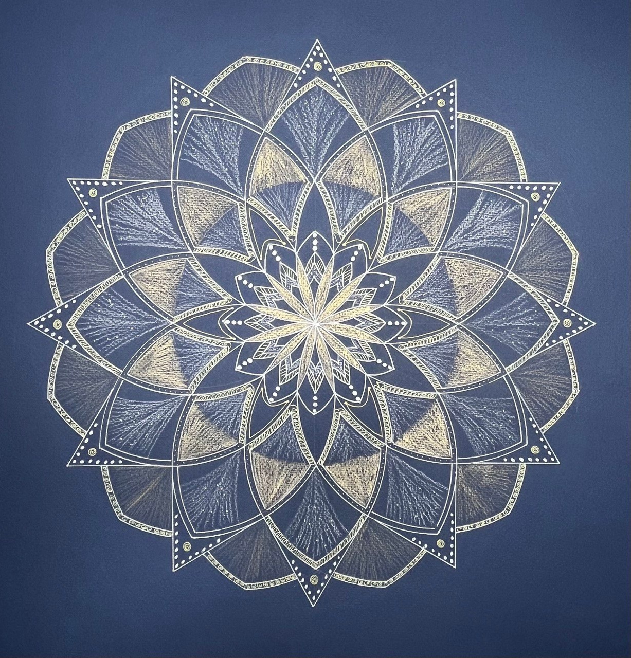 Arisa — сакральные картины Мироздания