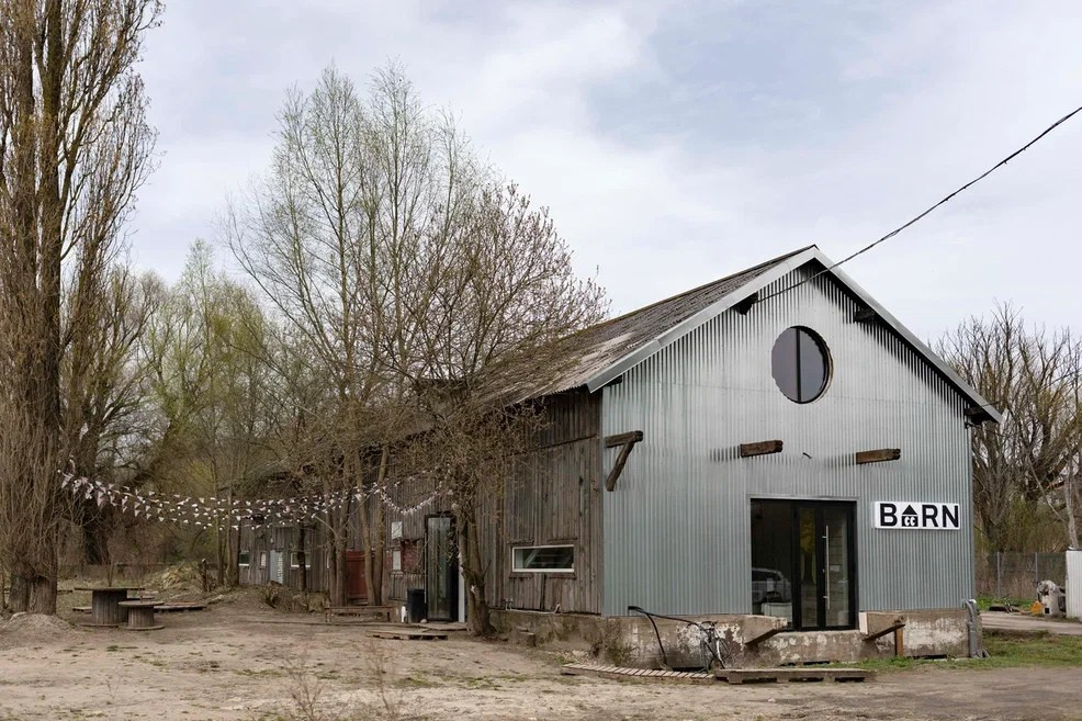 ВЫСТАВКА «ЛЕС — САД» АРТ-ПРОСТРАНСТВО BARN, КАЛИНИНГРАД 22 МАРТА — 05 МАЯ 2024. MAIN