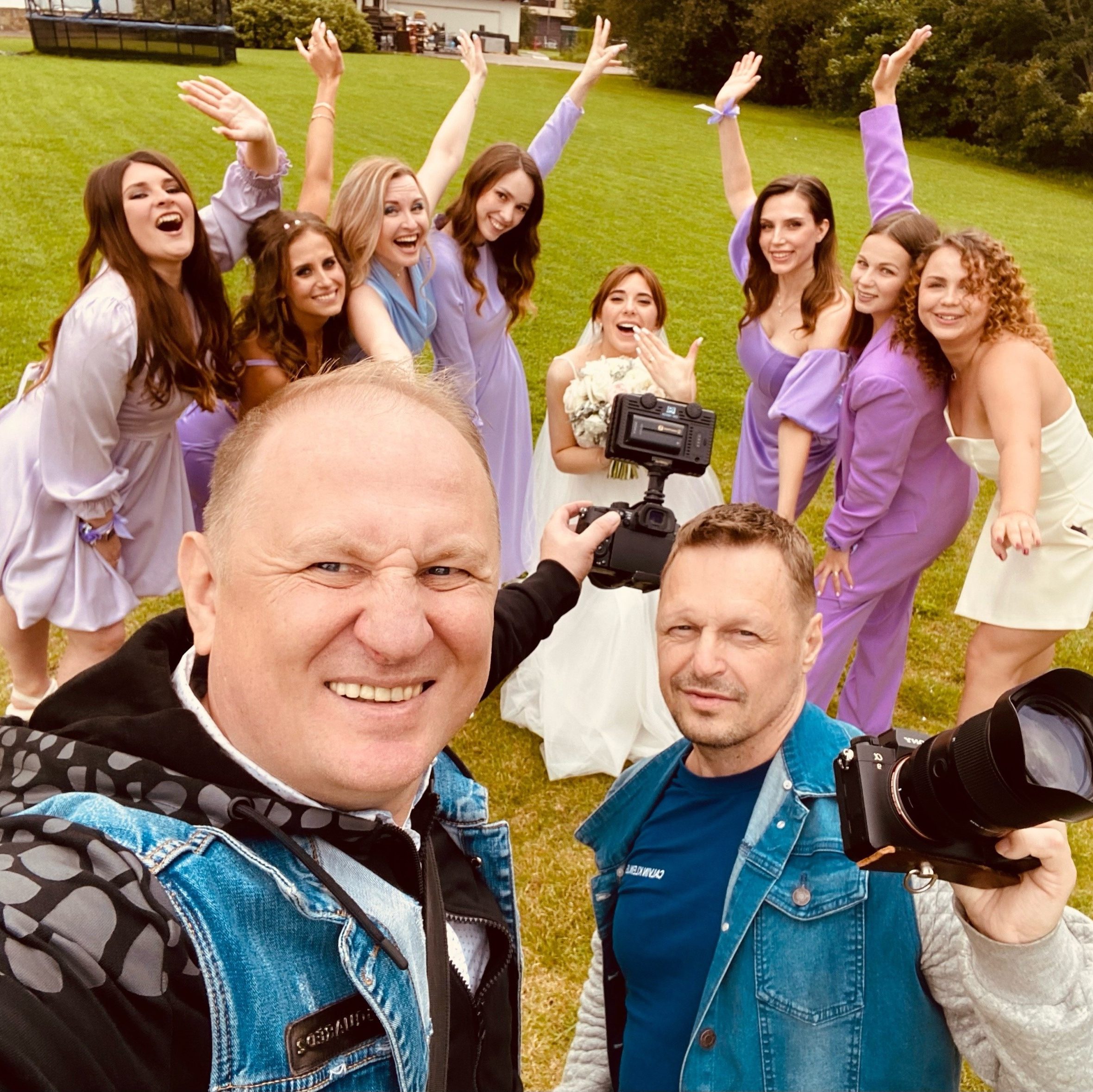 Фото и видео съёмка свадьбы по лучшей цене. Свадебный фотограф видеограф в ЗАГС и на свадьбу целый день Москва и МО