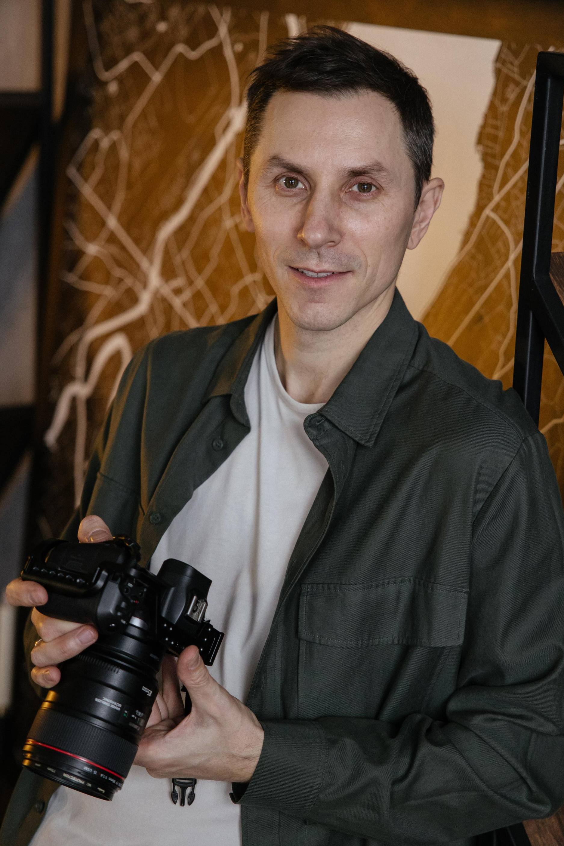 Контакты. Свадебный видеограф в Москве Антон Воронков