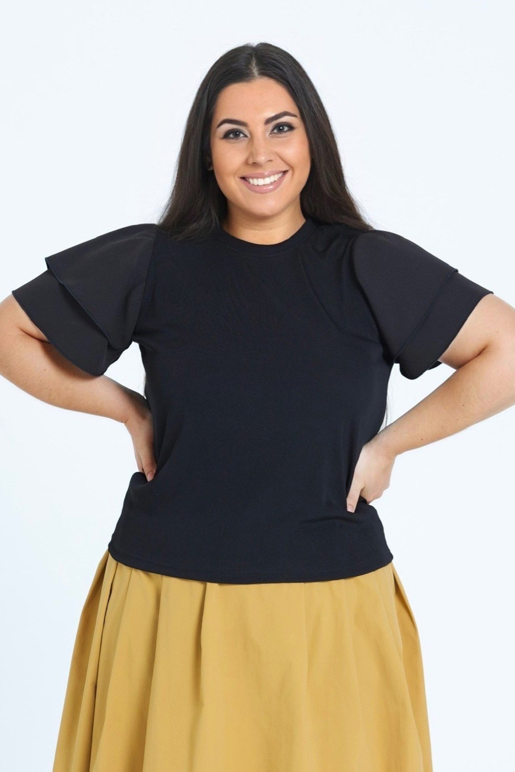 Модели для каталогов. База моделей для каталожной и рекламной съемки. ТМ Продакшн — Съемка для маркетплейсов в Москве