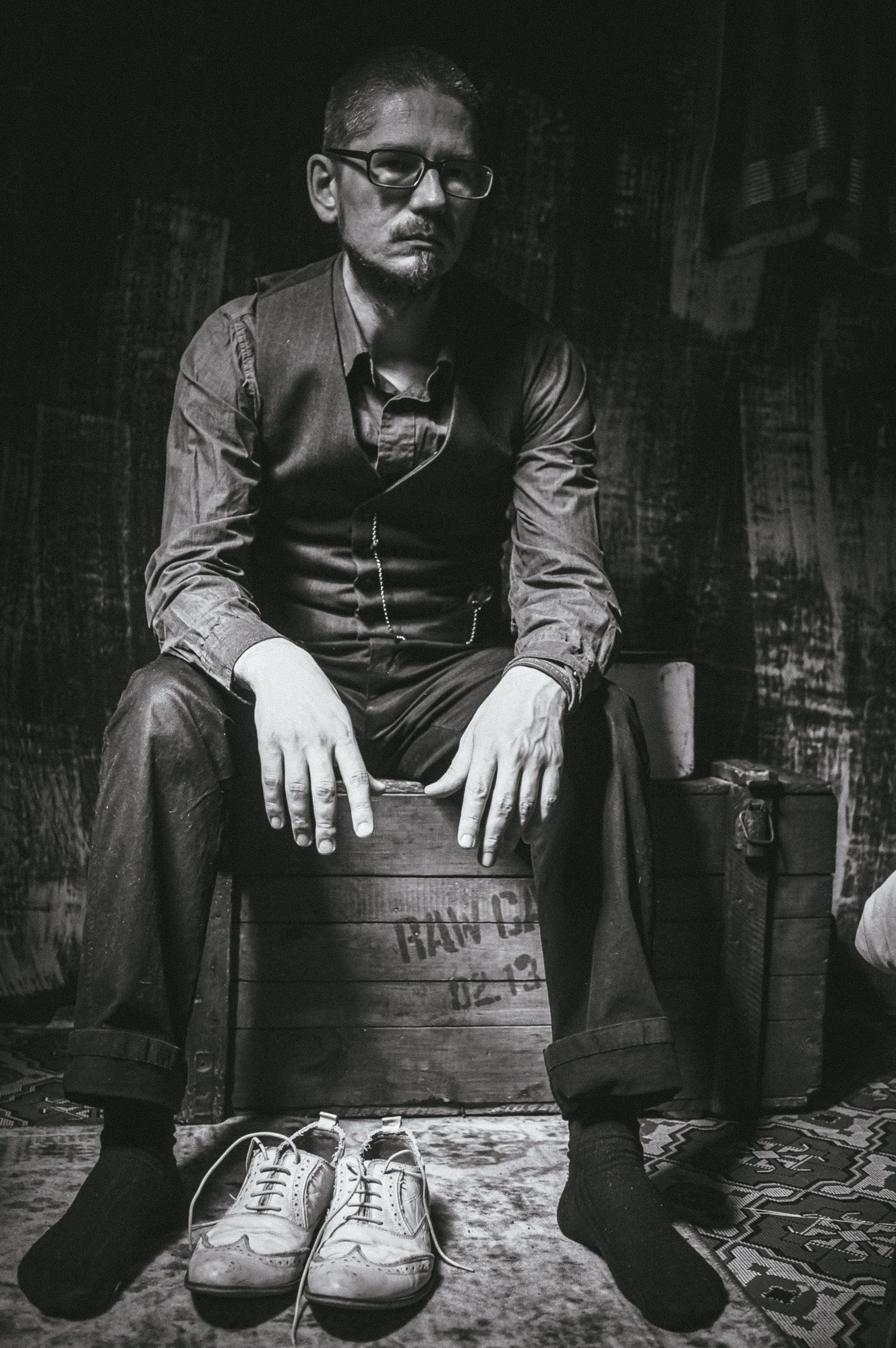 Контакты. RawCat. Портретная фотография Екатеринбург