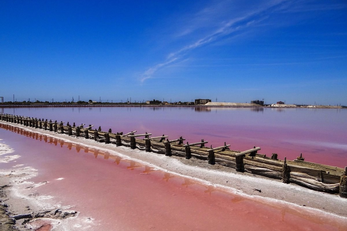 Розовое озеро Сасык-Сиваш. Продажа участков в Крыму.