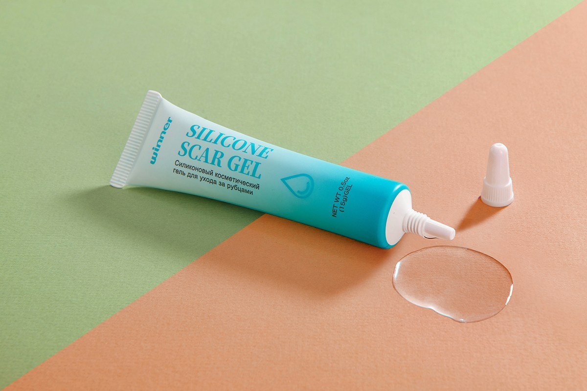 Каталожная съемка на цветном фоне. Медицинские товары