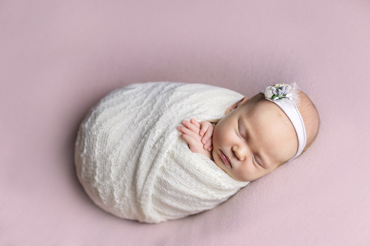 Фотосессия новорожденных. Фотограф новорожденных малышей Ирина Шайнурова