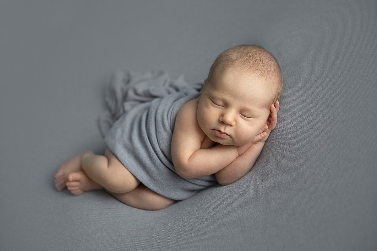 Анна Шорохова — фотограф новорожденных в Москве, фотограф в Орле, роды в Москве, пригласить фотографа домой, фотосессия младенца, художественная фотосессия беременности, фотокнига, обучение фотографии новорожденных 