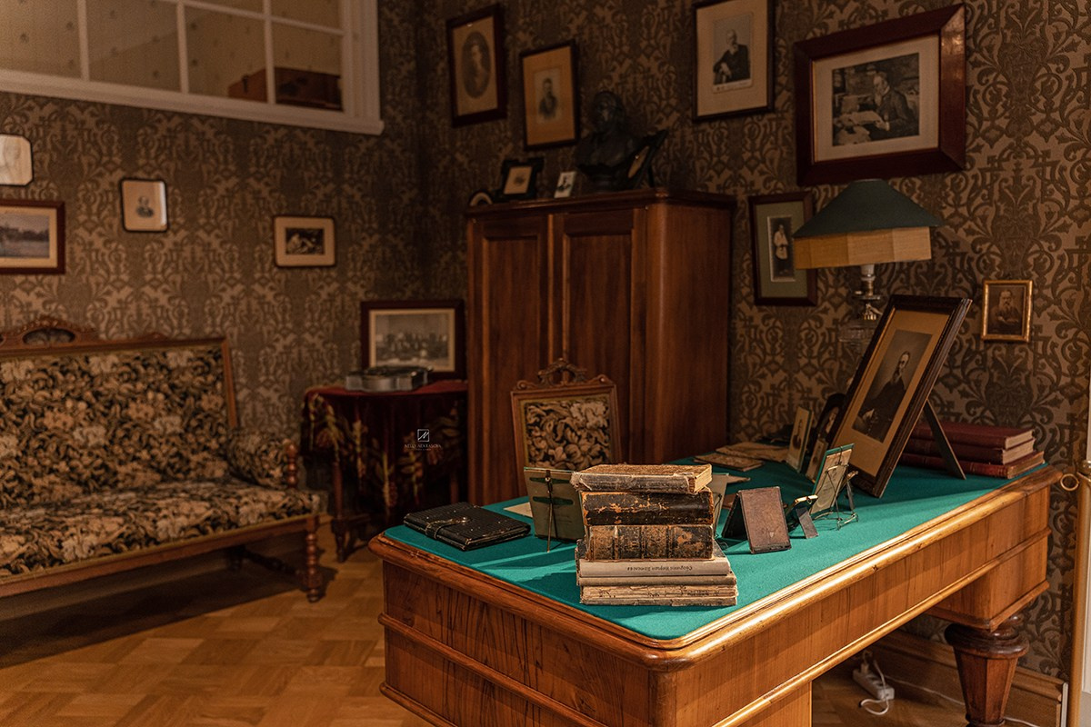 Дом, где живёт музыка: музей-квартира Римского-Корсакова. Фотограф и искусствовед в Туле и Санкт-Петербурге Нелли Некрасова