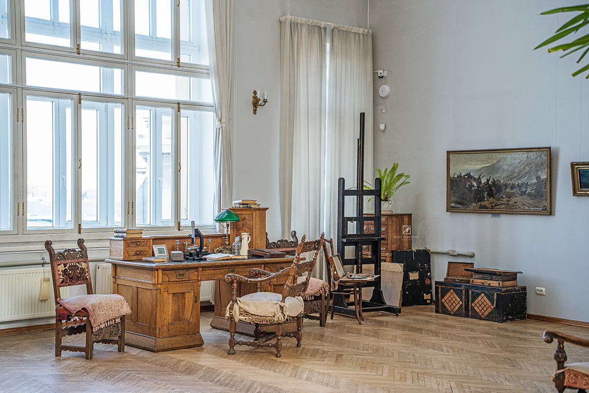 Квартира-мастерская Архипа Куинджи на Васильевском острове. Фотограф и искусствовед в Туле и Санкт-Петербурге Нелли Некрасова