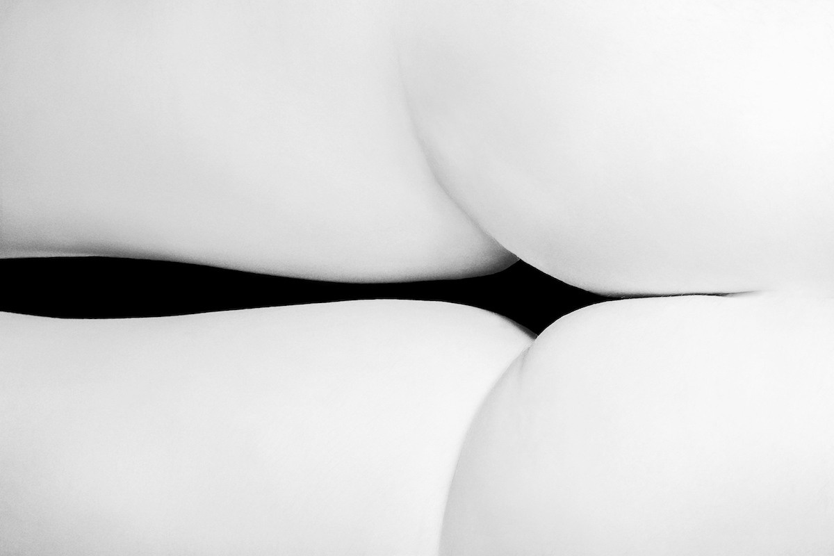 Buy Anna Laza's photo book: A unique combination of art and nudes. Anna Laza Art photographer