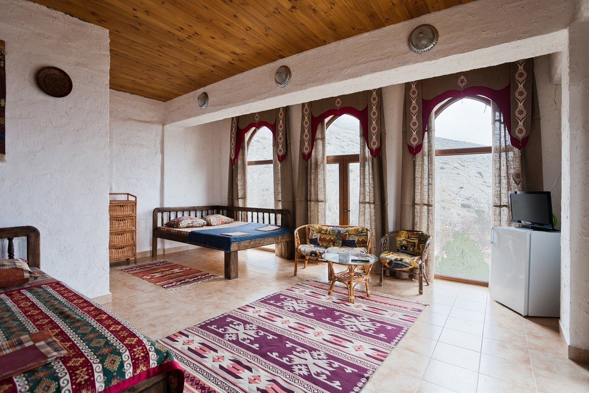 Профессиональная съёмка интерьеров и объектов недвижимости в Крыму и С. Профессиональный фотограф в Крыму и Севастополе Павел Корсун