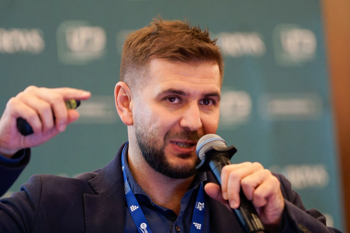 Фотосъемка форума CNews FORUM — Кейс репортажного фотографа | Москва