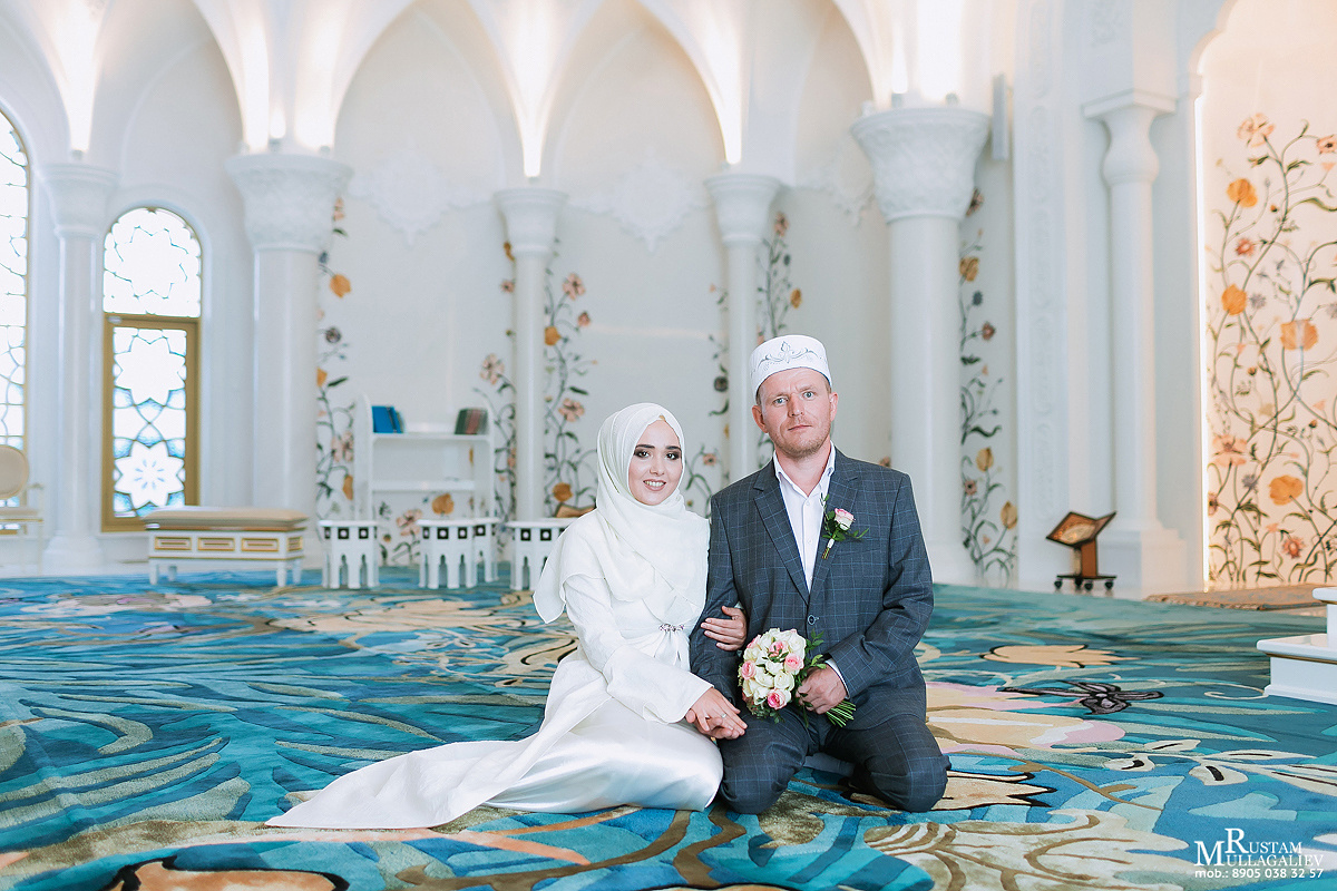 Ирек мечеть, тюбетейка жениха, букет невесты, платье на никах