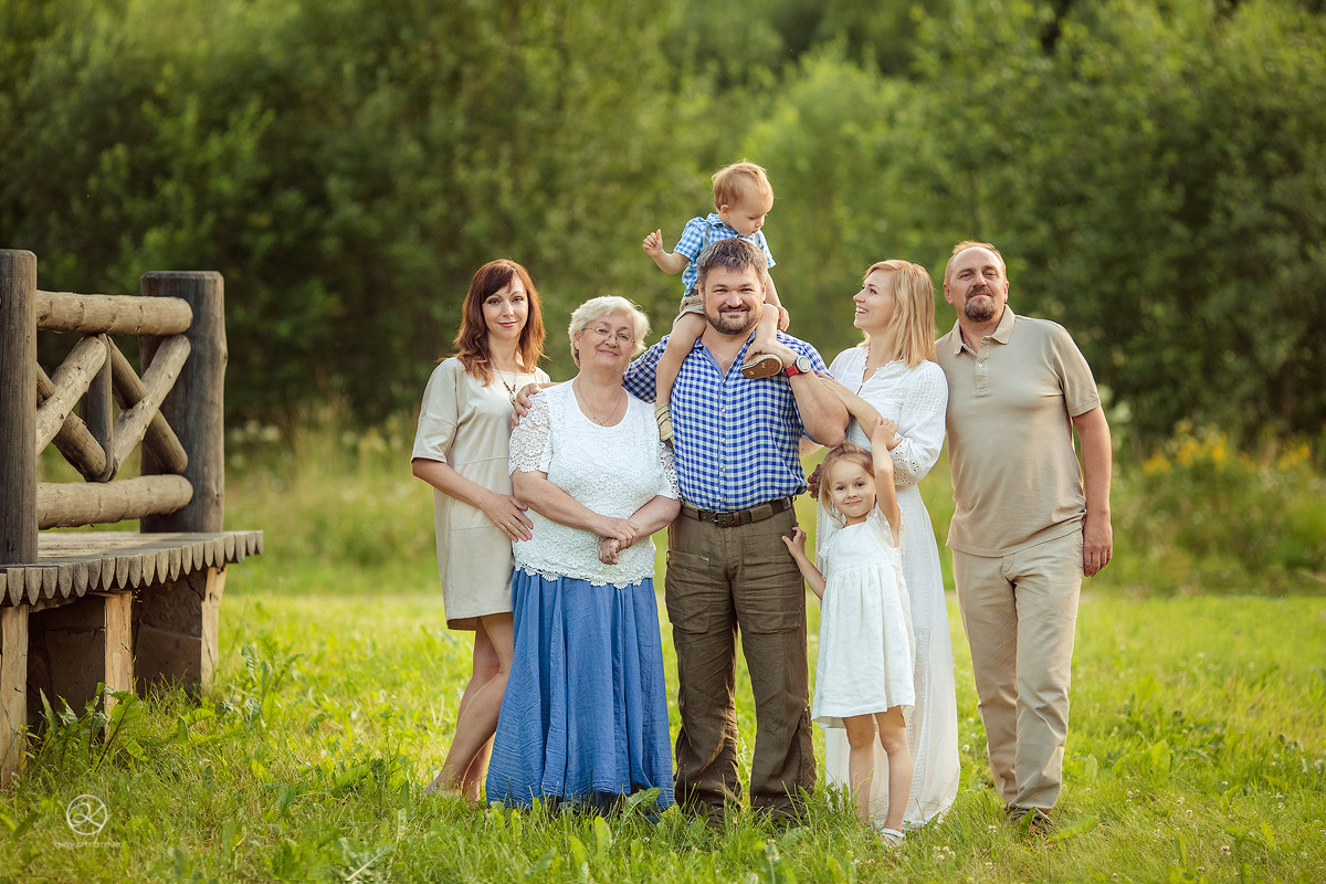 Фотоотчет с мастер-класса по съемке большой семьи в Петербурге