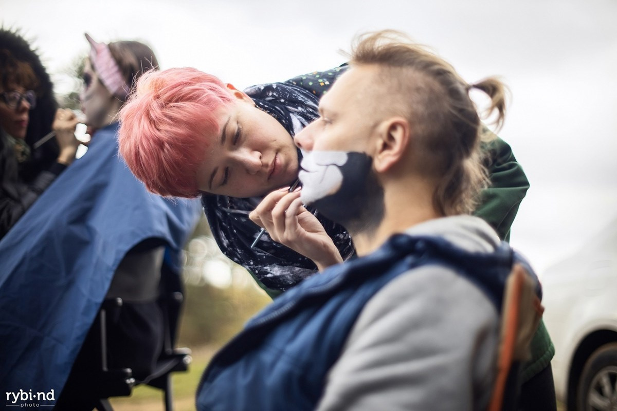 Фирменный стиль для группы Скворцы Степанова. Мира (жы!) и Наваждения